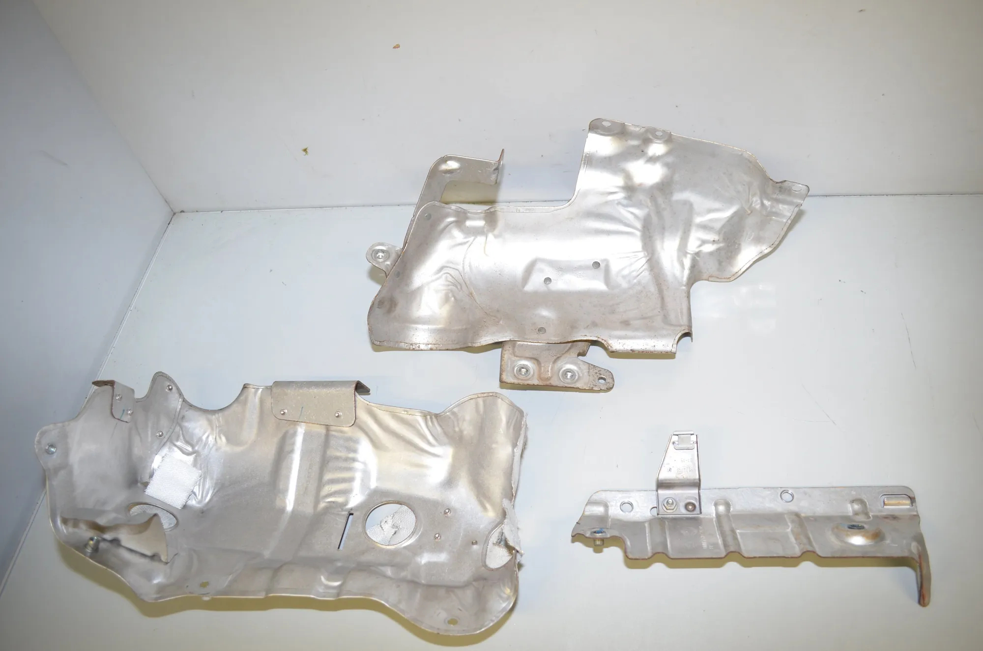 Heat Protection – OEM 7618369 · BMW 2 Active Tourer (F45) 225 i 2015