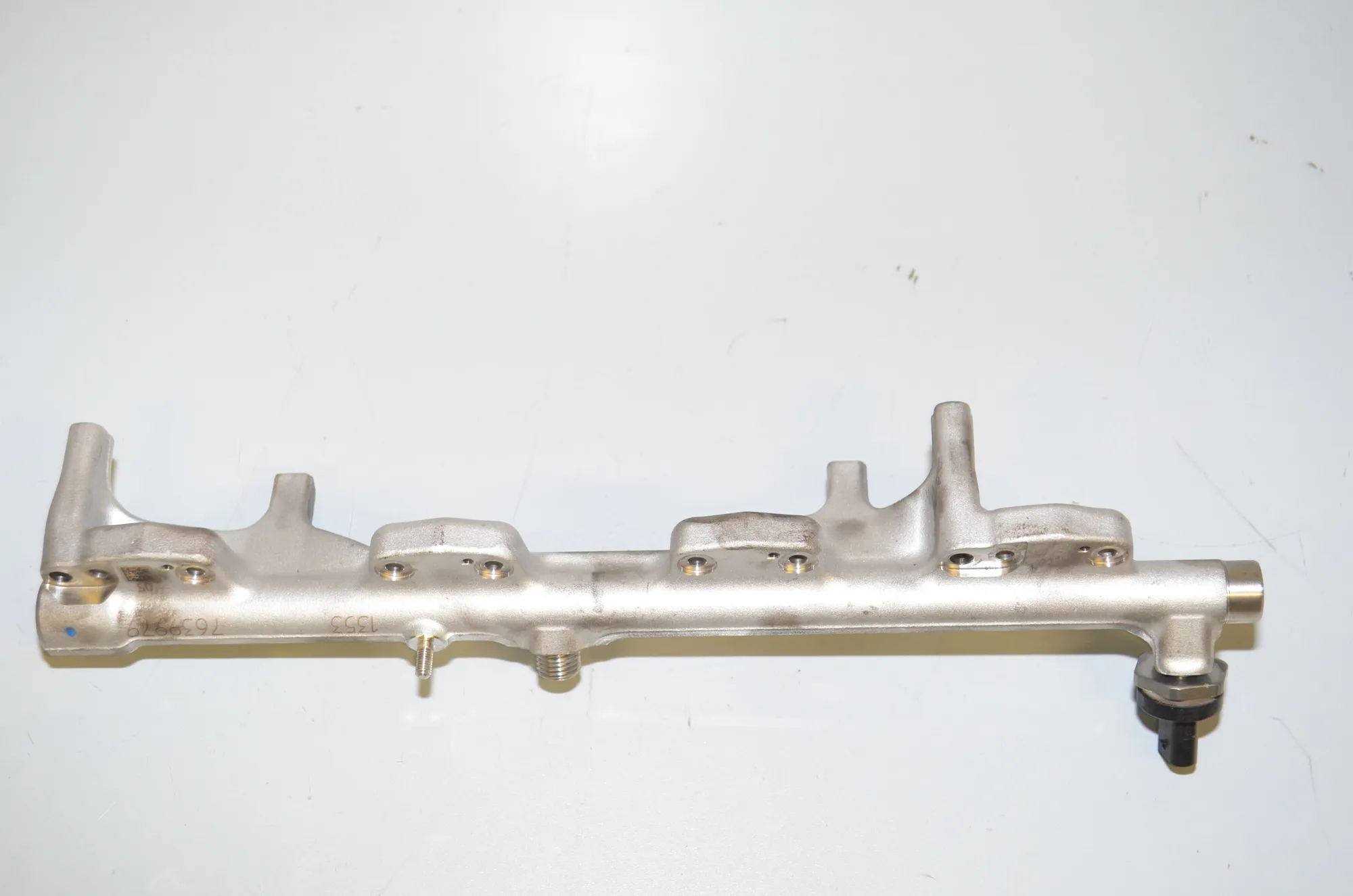 Fuel Rail – OEM 7639979 · BMW 2 Active Tourer (F45) 225 i 2015 – 4