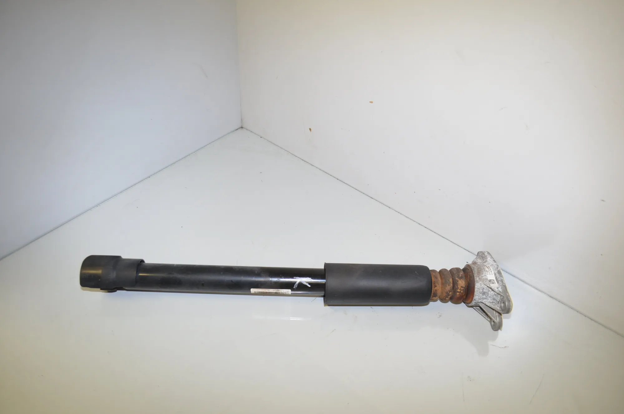 Rear Left Shock Absorber – OEM 6874465 · BMW 2 Active Tourer (F45) 225 i 2015 – 2