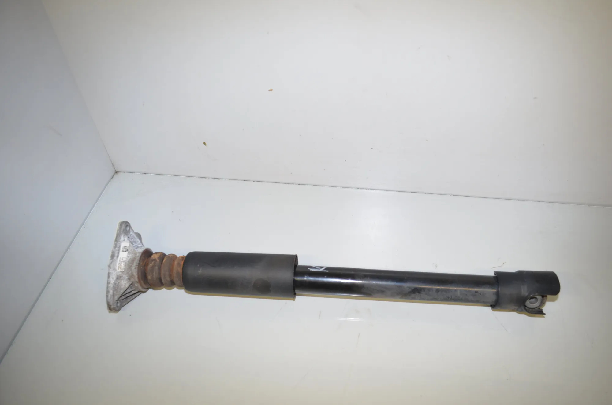 Rear Left Shock Absorber – OEM 6874465 · BMW 2 Active Tourer (F45) 225 i 2015
