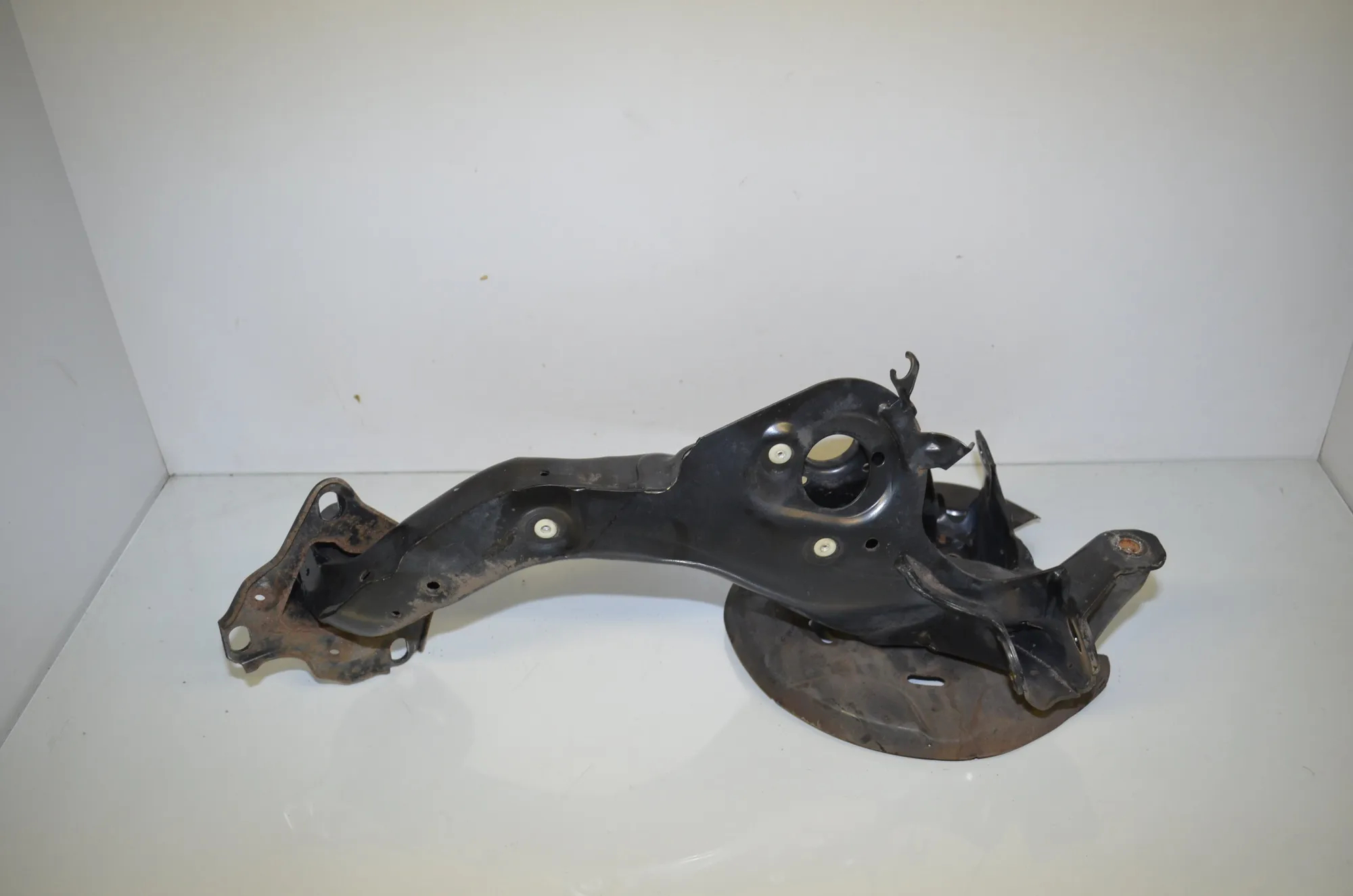 Rear Right Wheel Hub – OEM 8842880 · BMW 2 Active Tourer (F45) 225 i 2015 – 2