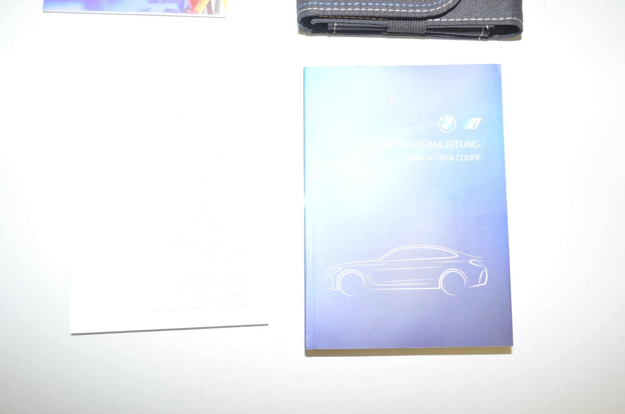 Manual Service Book – OEM 01405A88A73 · BMW i4 (G26) BMW i4 (G26) eDrive40 2023 – 3