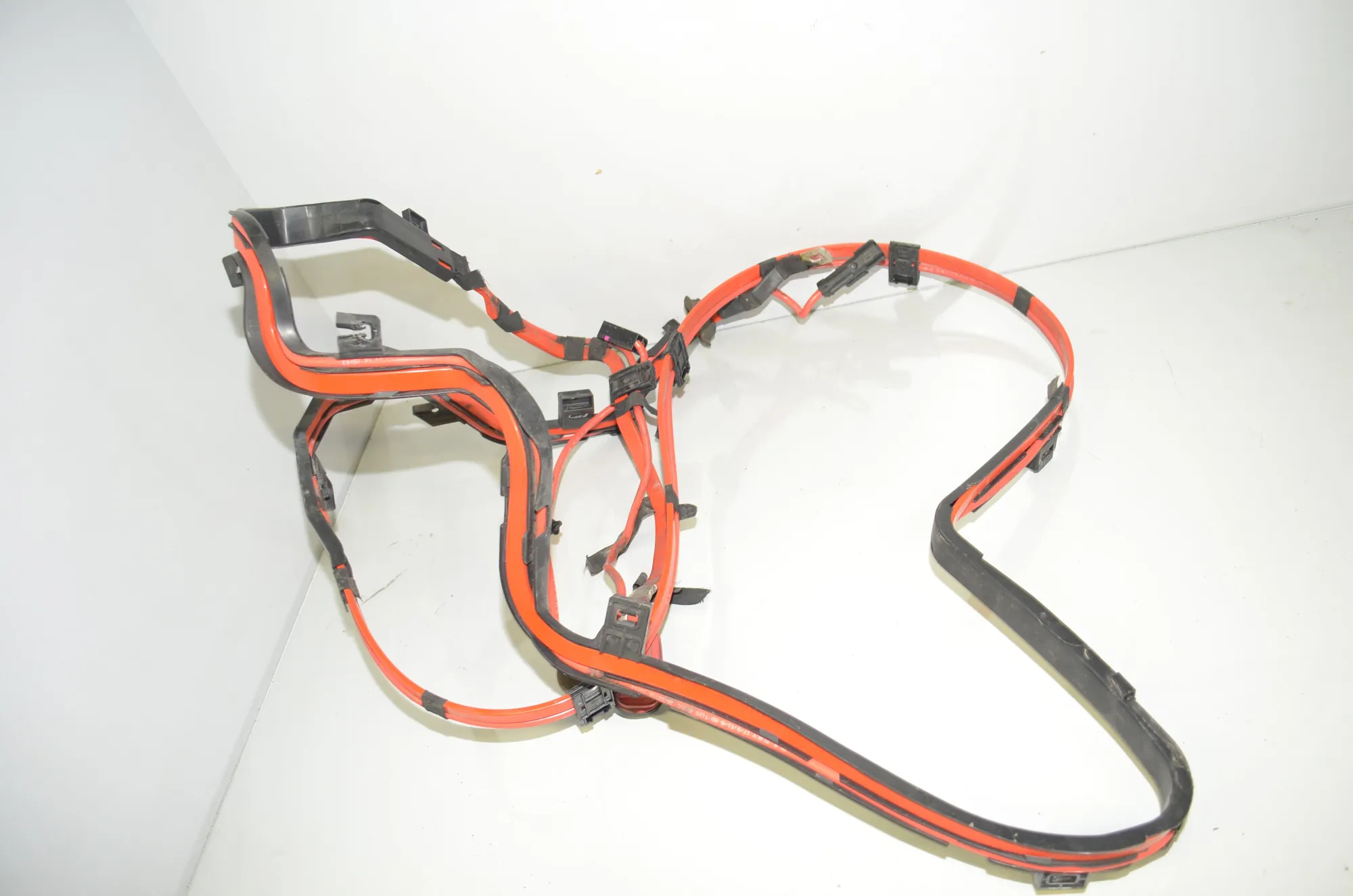 Positive Battery Cable – OEM 9348762 · BMW 3 (F30, F80) 330 d 2016 – 2