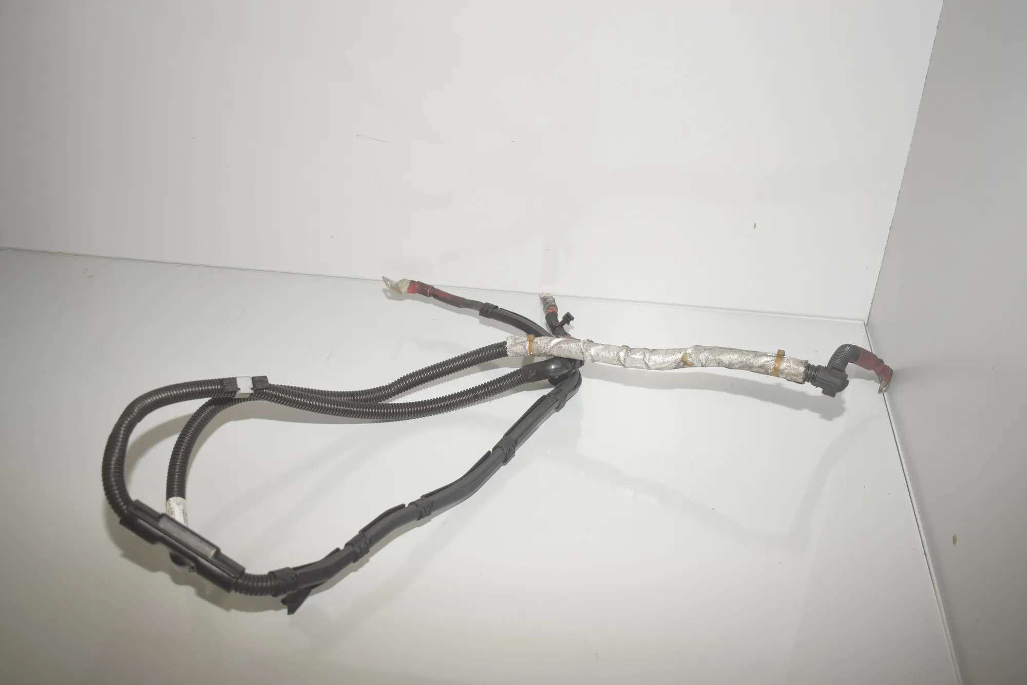 Positive Battery Cable – OEM 8577241 · BMW 3 (F30, F80) 330 d 2016 – 3