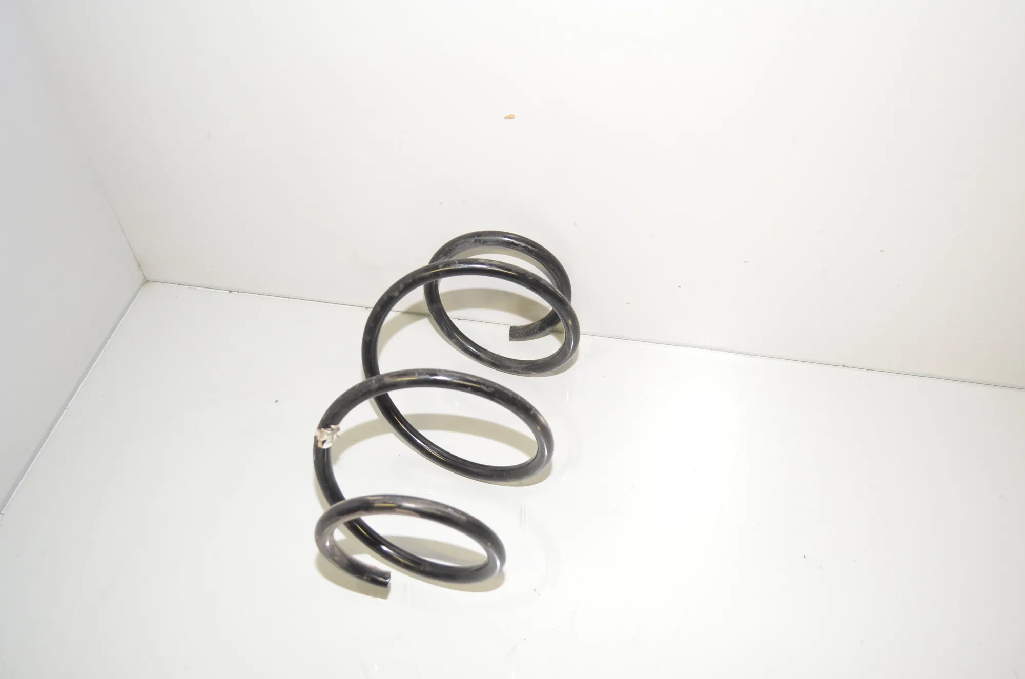 Front Right Coil Spring – OEM 6851920 · BMW 2 Cabrio (F23) 220 d 2015