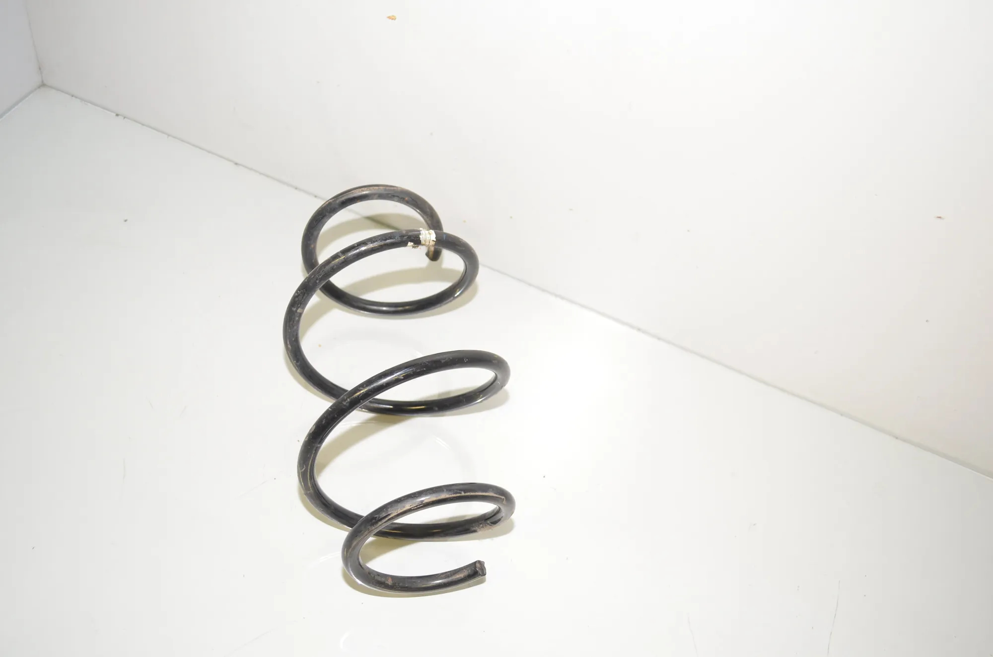 Front Right Coil Spring – OEM 6851920 · BMW 2 Cabrio (F23) 220 d 2015 – 3