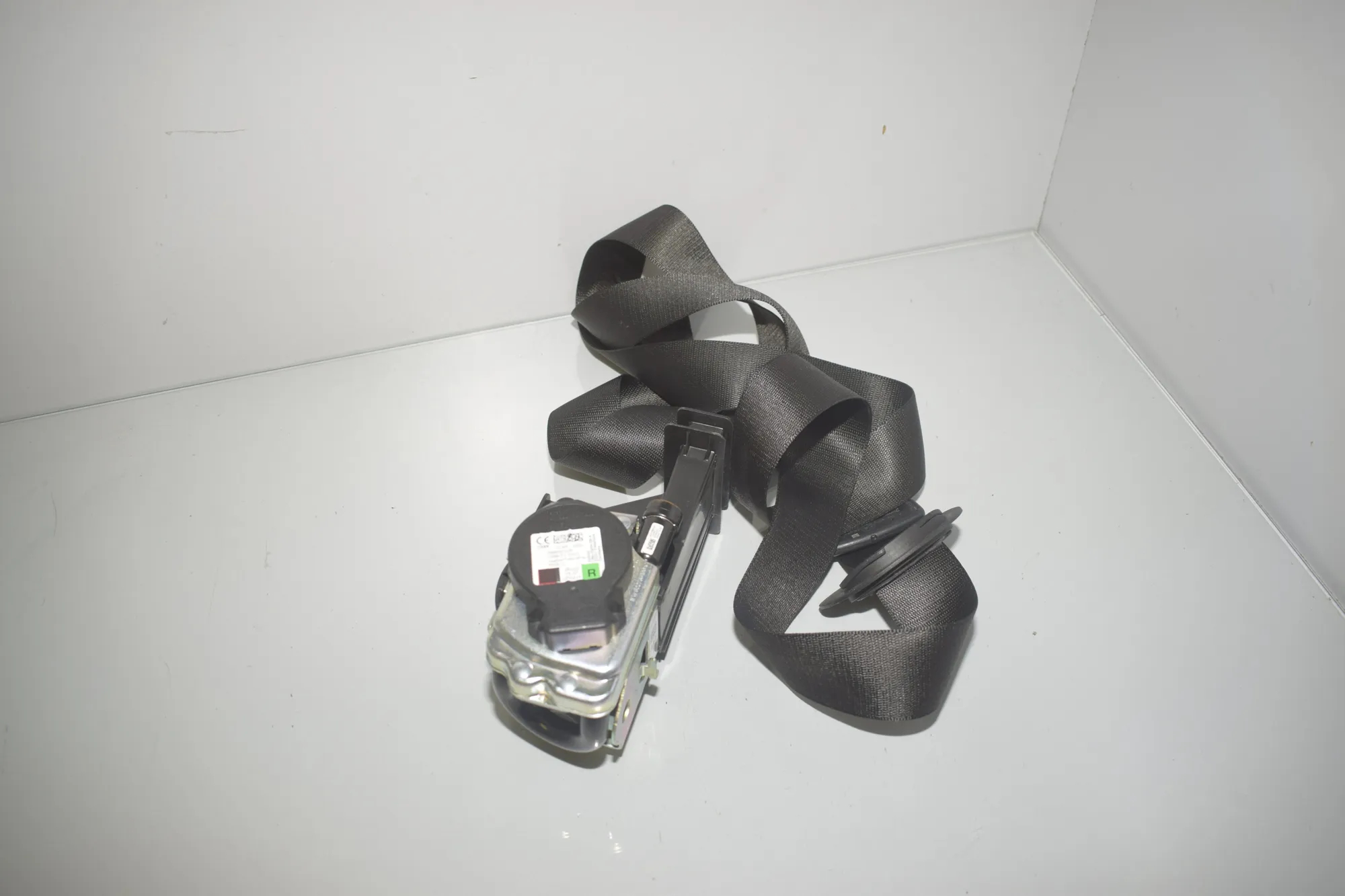 Front Right Seatbelt – OEM 7496290 · BMW 3 (G20, G28) BMW 3 (G20, G28) 3 (G20) 318 i 2020 – 2
