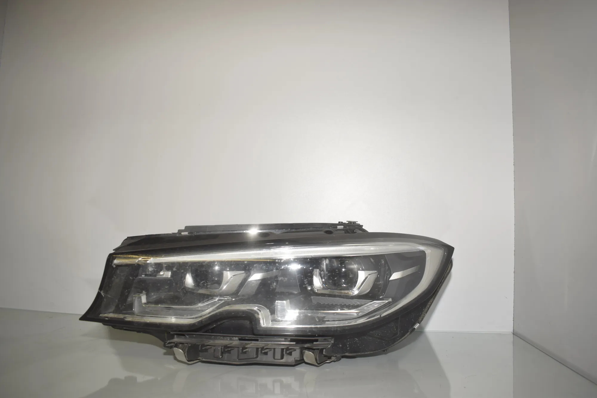 Front Left Headlight – OEM 9481701 · BMW 3 (G20, G28) BMW 3 (G20, G28) 3 (G20) 318 i 2020 – 2
