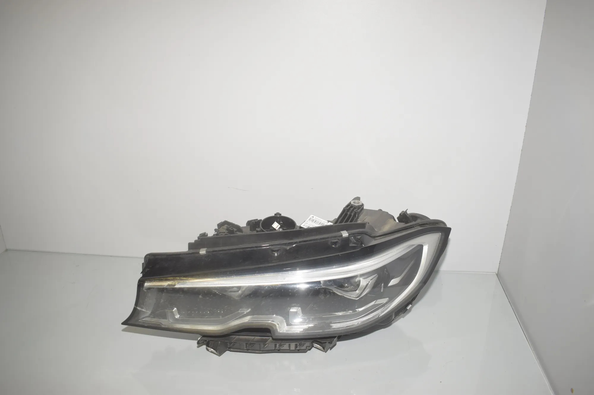 Front Left Headlight – OEM 9481701 · BMW 3 (G20, G28) BMW 3 (G20, G28) 3 (G20) 318 i 2020