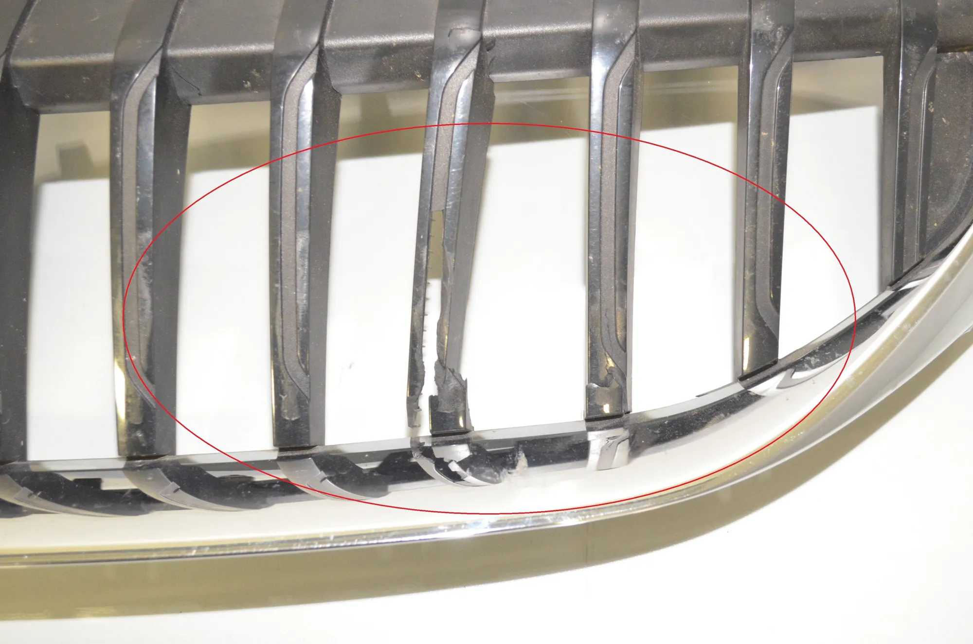 Front Right Grill – OEM 7449428 · BMW 3 (G20, G28) BMW 3 (G20, G28) 3 (G20) 318 i 2020 – 2