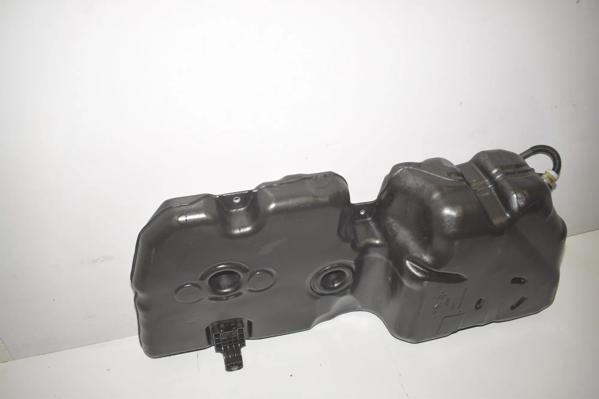 Fuel Tank – OEM 7453428 · BMW X1 (F48) xDrive 18 d 2018 – 4