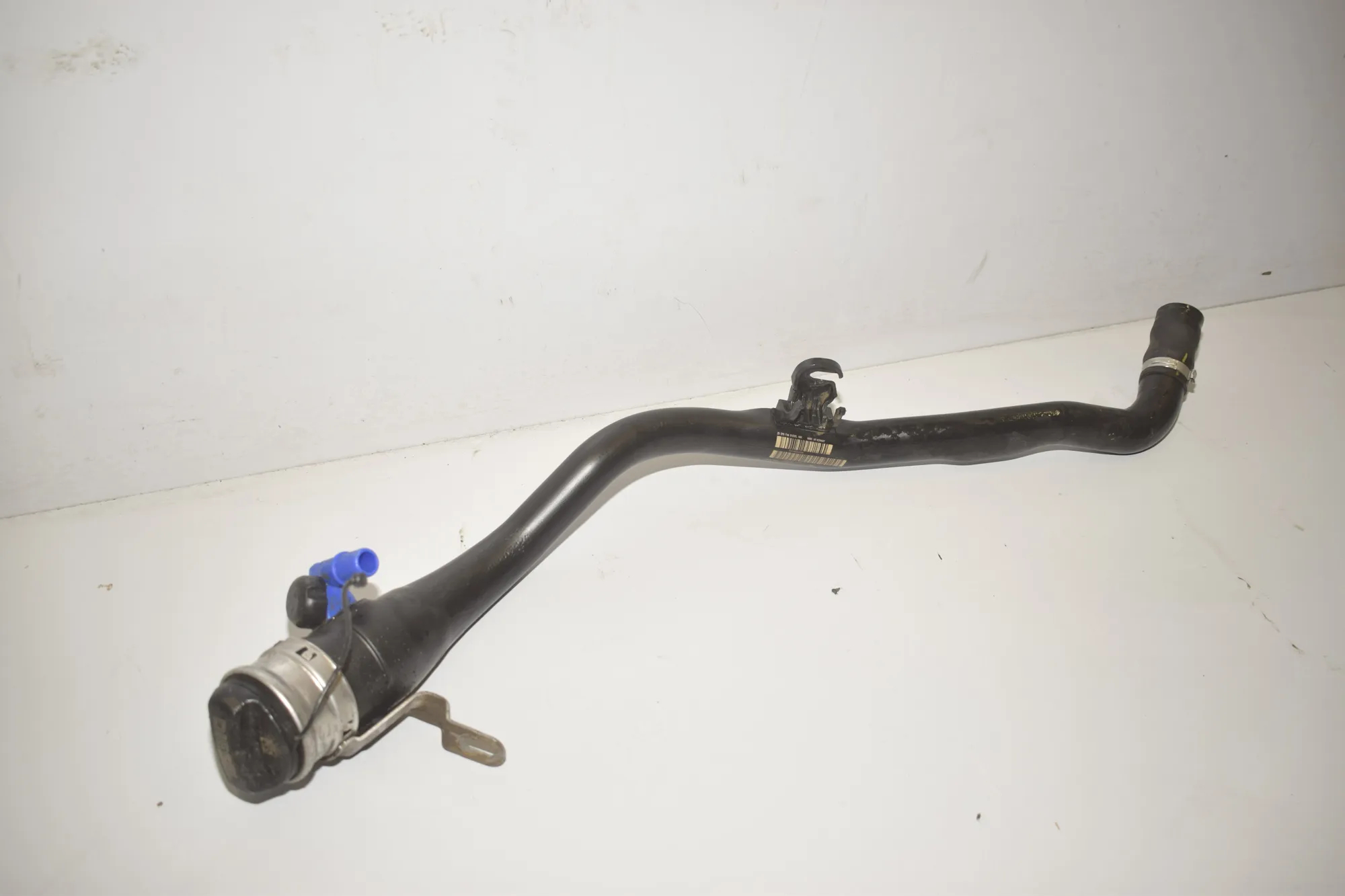 Fuel Tank Pipe – OEM 2748264 · BMW X1 (F48) xDrive 18 d 2018 – 2