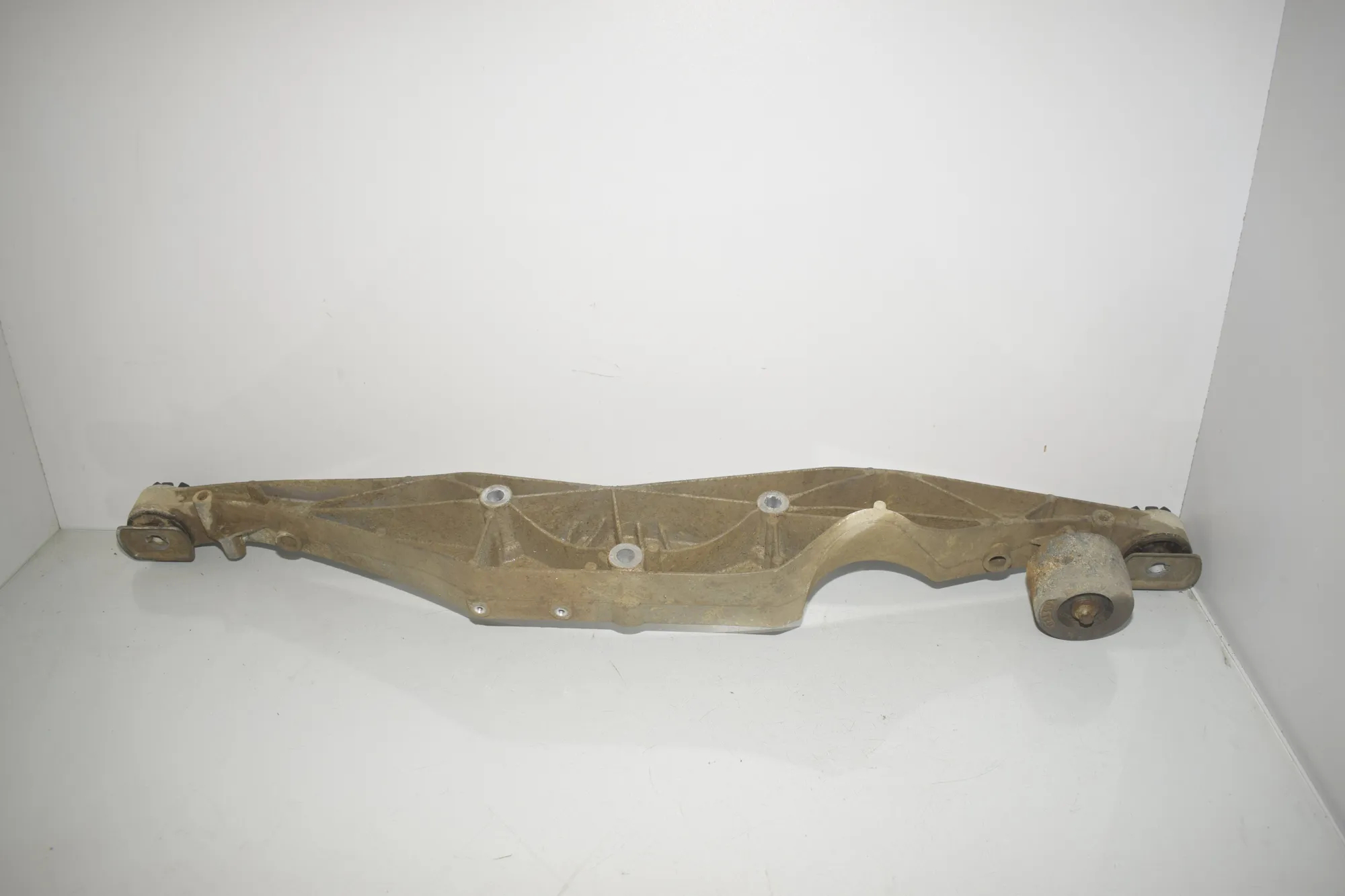 Rear Differential Bracket – OEM 6858474 · BMW X1 (F48) xDrive 18 d 2018 – 3