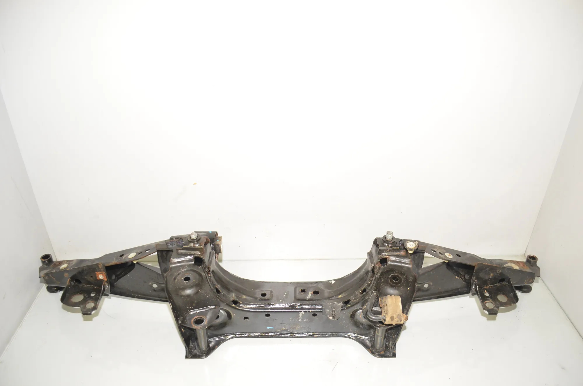 Rear Subframe – OEM 6862558 · BMW X1 (F48) xDrive 18 d 2018 – 2