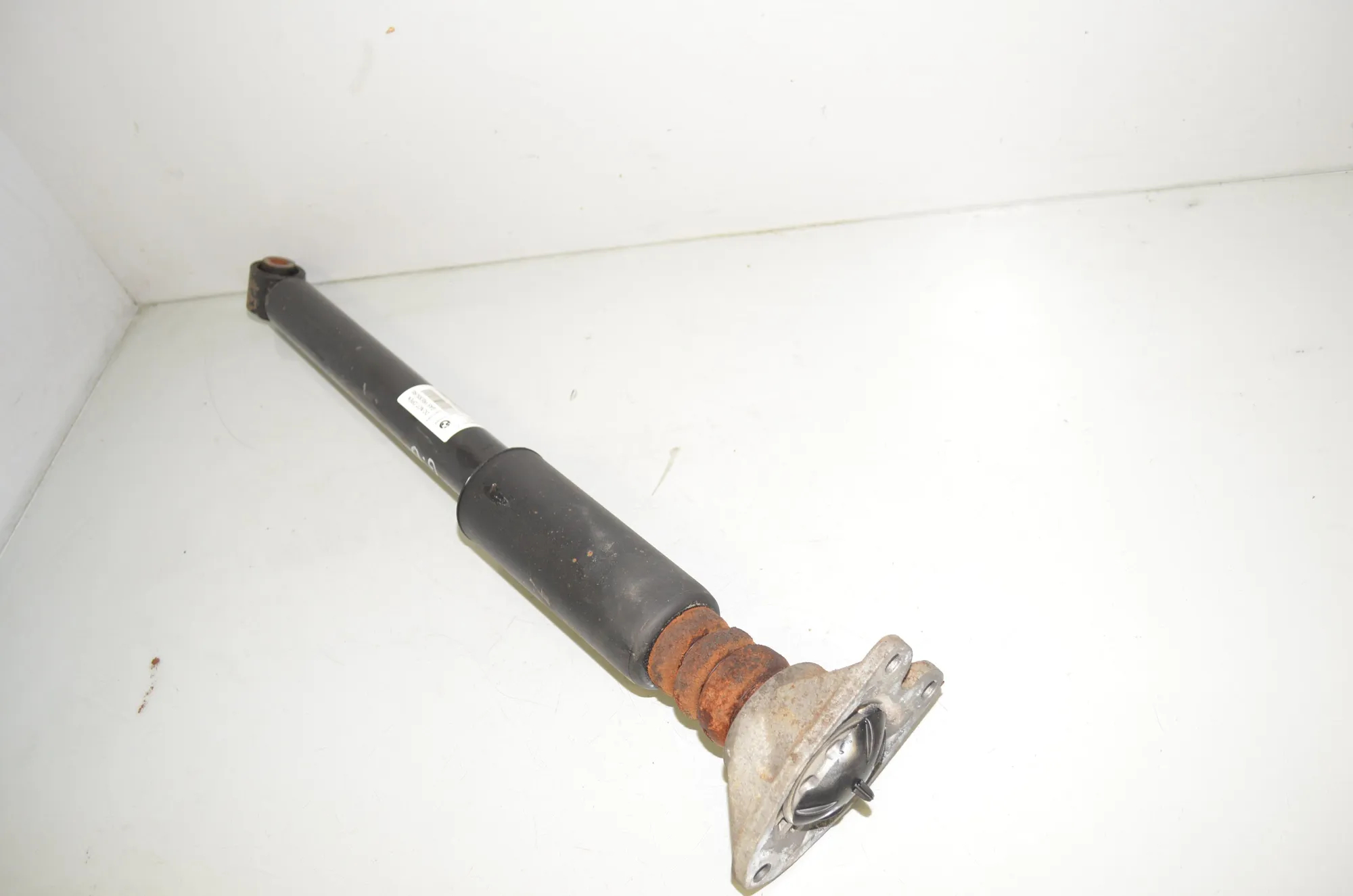 Rear Right Shock Absorber – OEM 6886761 · BMW X1 (F48) xDrive 18 d 2018 – 2