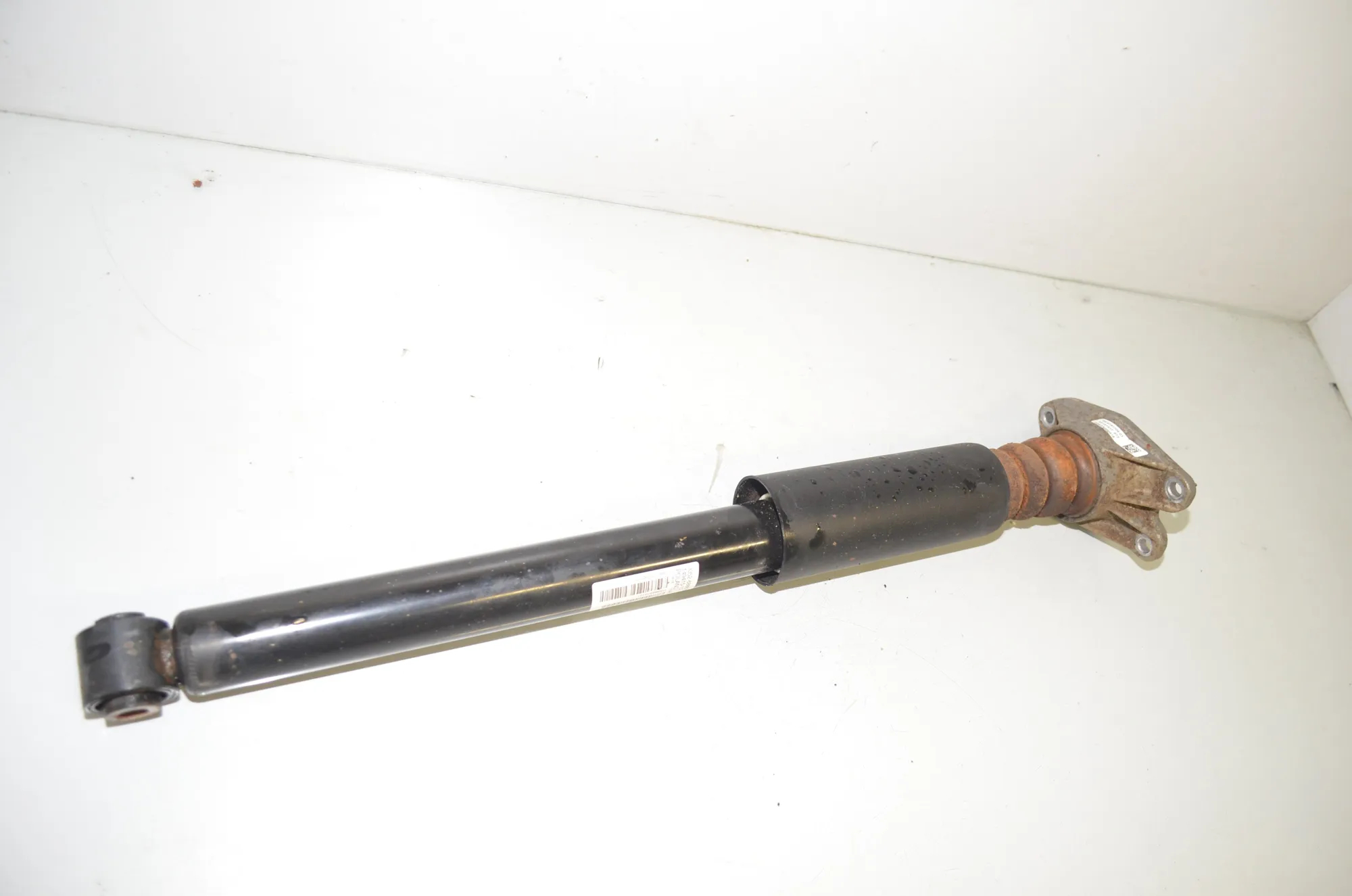Rear Right Shock Absorber – OEM 6886761 · BMW X1 (F48) xDrive 18 d 2018 – 3