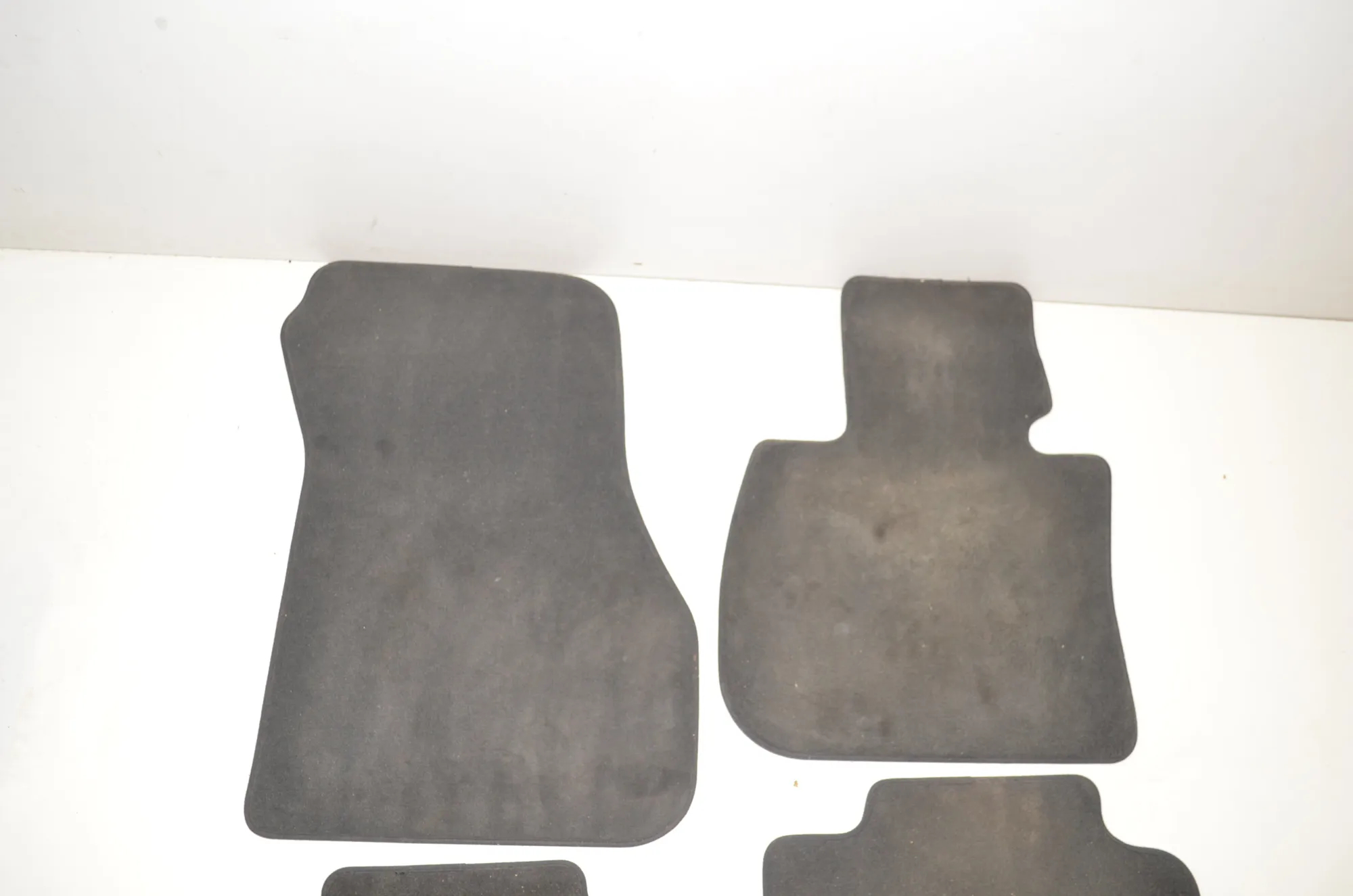 Floor Mat Set – OEM 7410382 · BMW X1 (F48) xDrive 18 d 2018 – 3