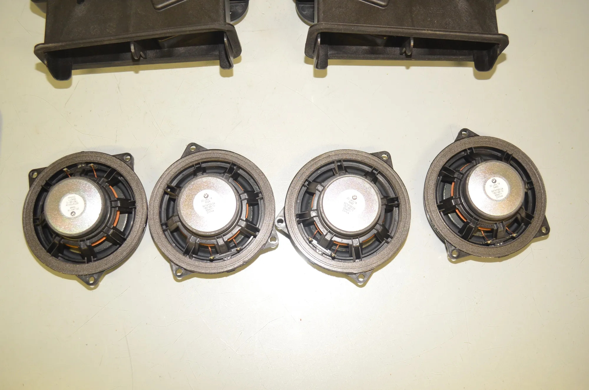 Sound Audio System Set – OEM 9274700 · BMW X1 (F48) xDrive 18 d 2018 – 5