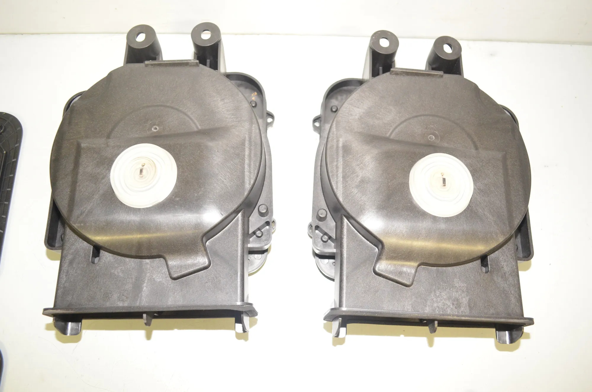 Sound Audio System Set – OEM 9274700 · BMW X1 (F48) xDrive 18 d 2018 – 6