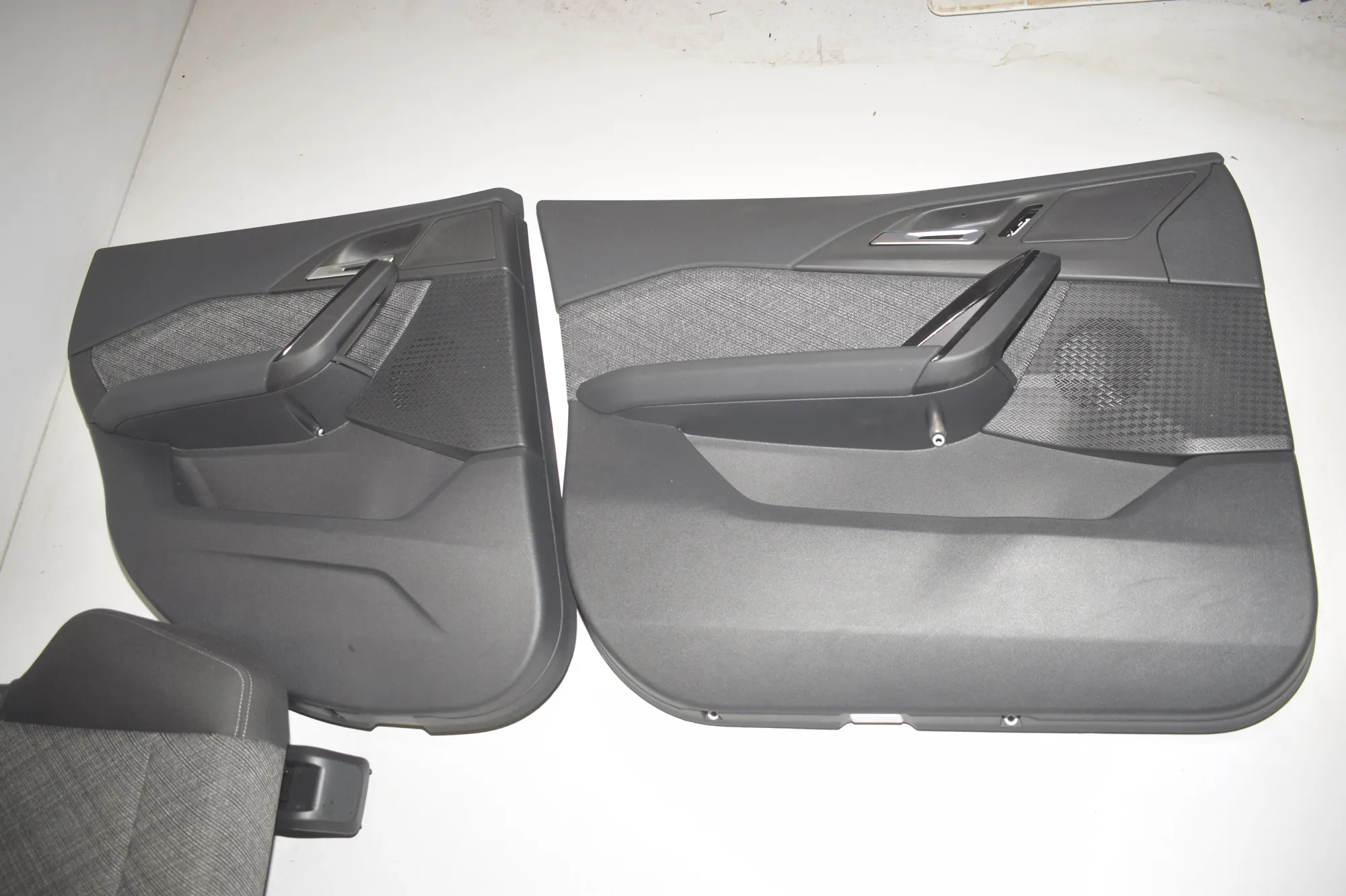 Seat set · BMW X1 (U11) (2022 - -) BMW X1 (U11) sDrive 18 i 2024 – 11