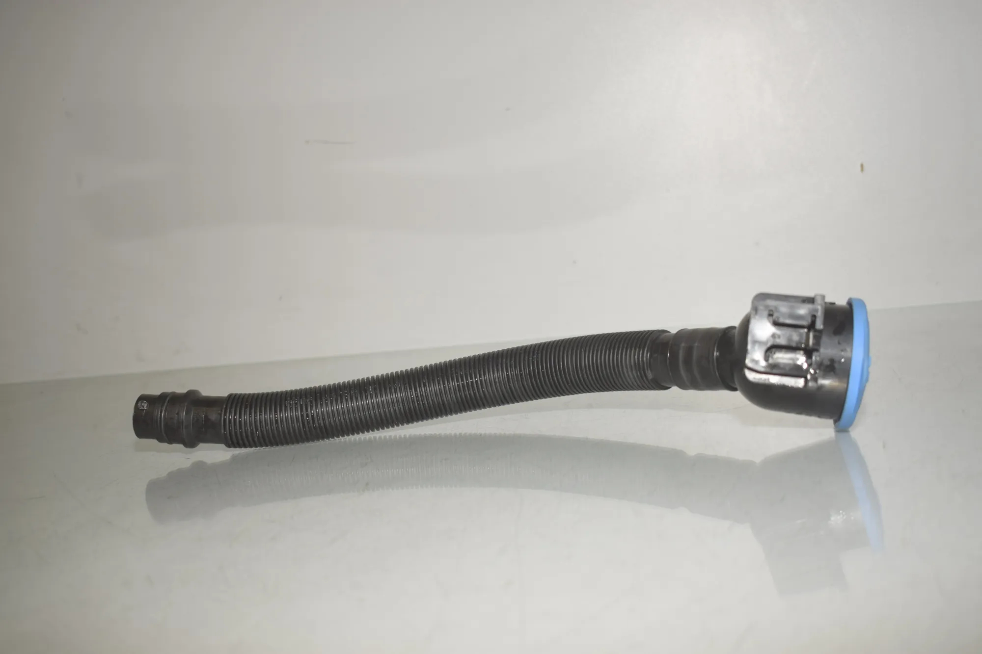 Window Washer Tank Fill Tube – OEM 7453969 · BMW 1 (F40) (2019 - -) (F40)118i 2020 – 4