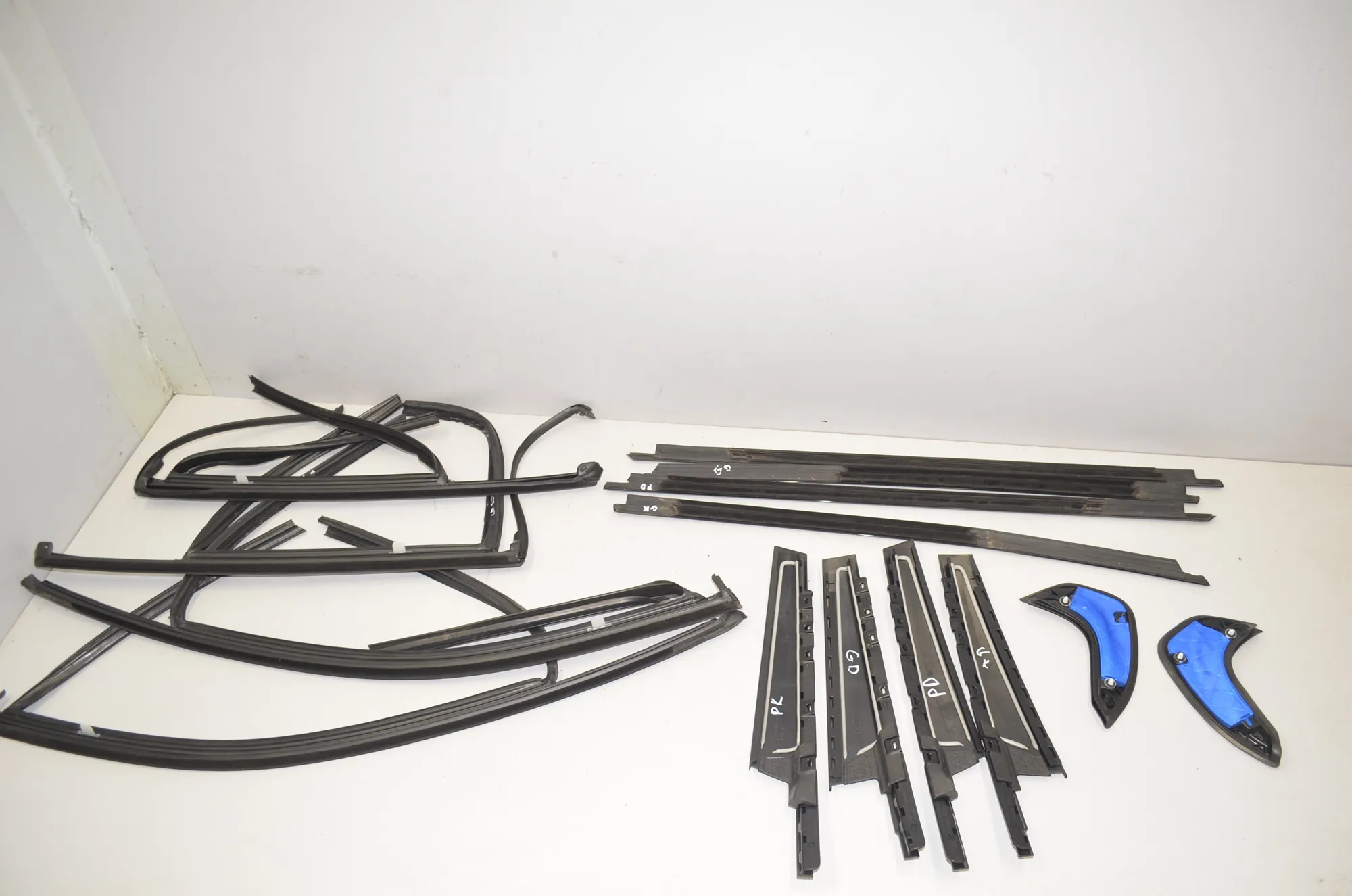 Exterior Trim Kit – OEM 7473993 · BMW 1 (F40) (2019 - -) (F40)118i 2020 – 5