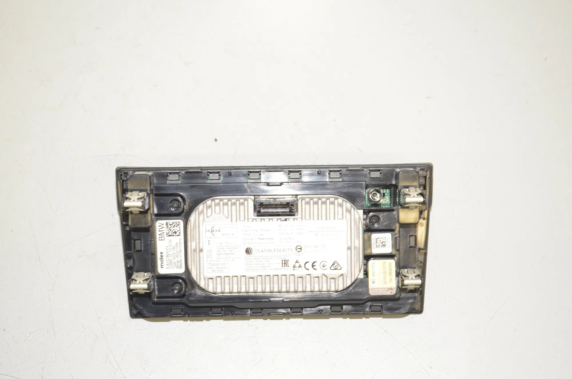 Wireless Charging Station – OEM 5A1DB20 · BMW 1 (F40) (2019 - -) (F40)118i 2020 – 3