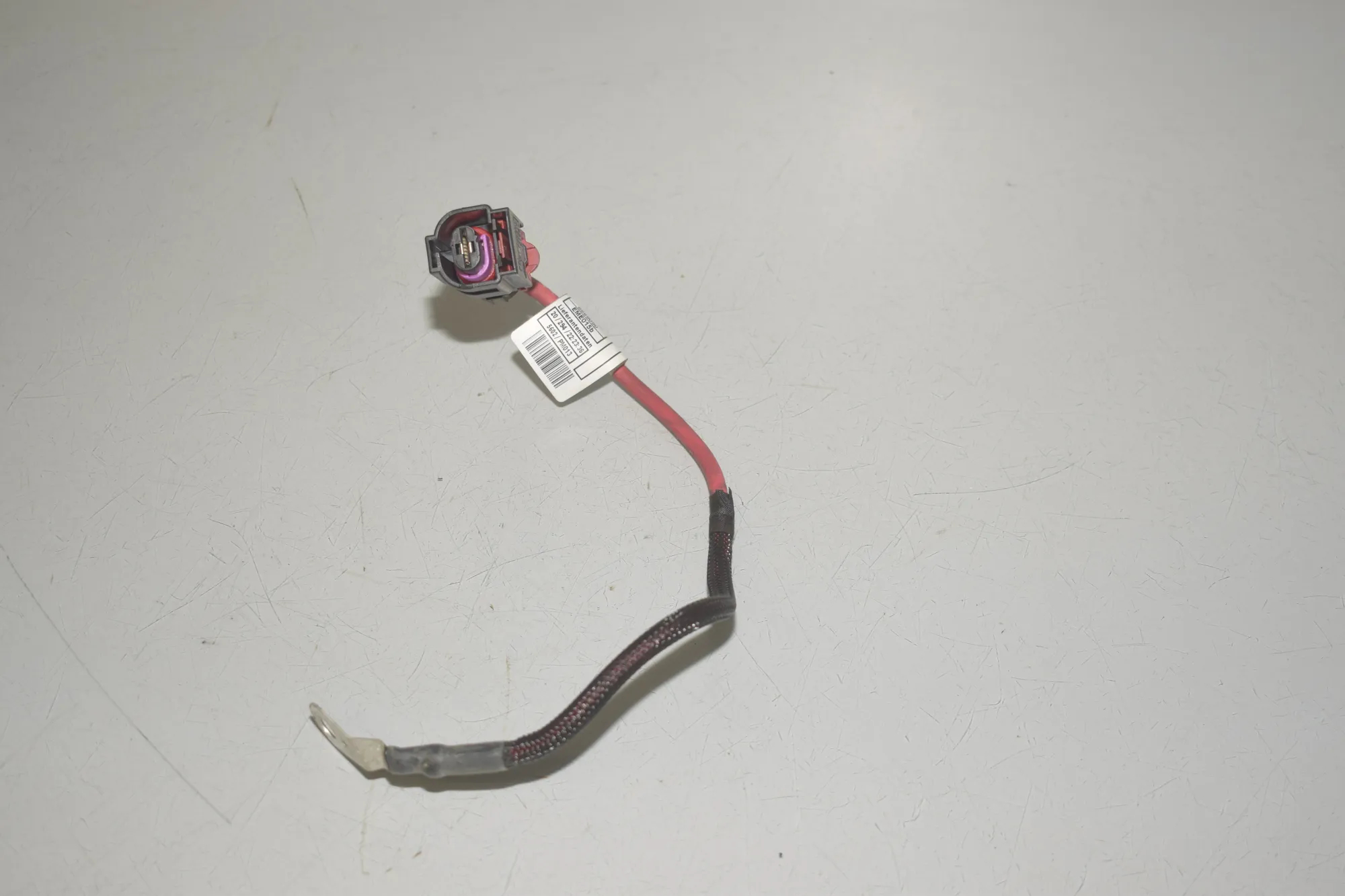 Positive Battery Cable – OEM 8589051 · BMW 1 (F40) (2019 - -) (F40)118i 2020 – 3