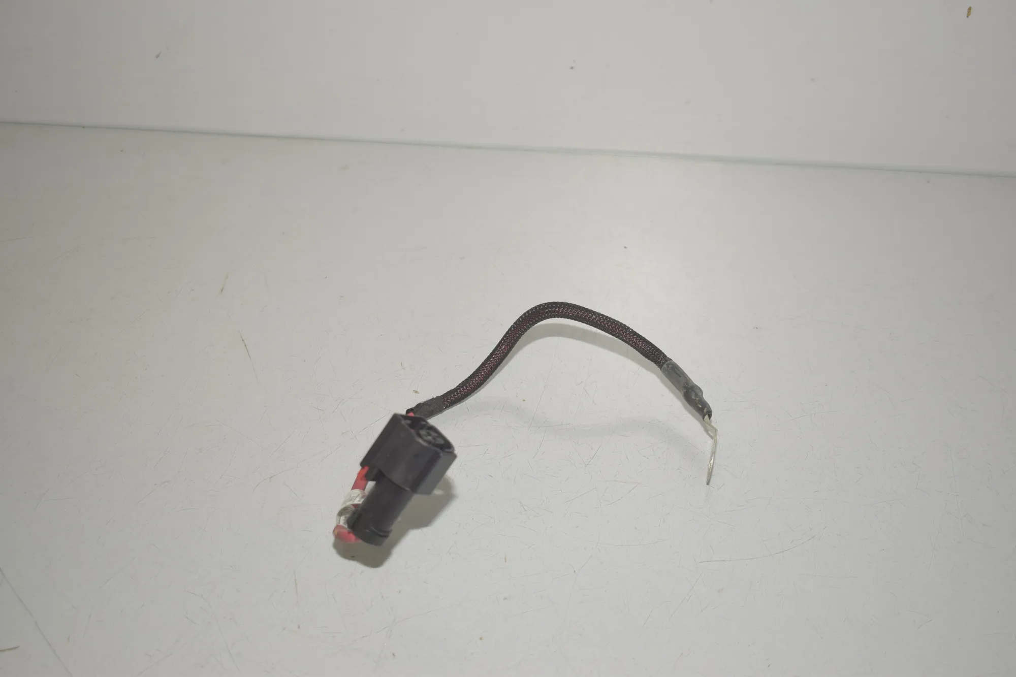 Positive Battery Cable – OEM 8589051 · BMW 1 (F40) (2019 - -) (F40)118i 2020 – 2