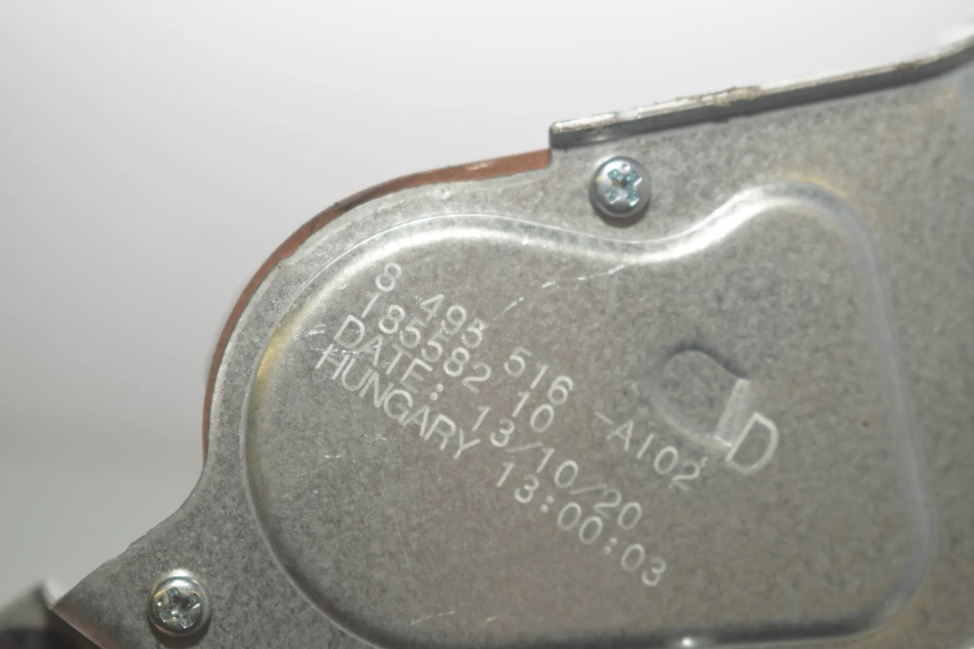 Tailgate Window Wiper Motor – OEM 8495516 · BMW 1 (F40) (2019 - -) (F40)118i 2020 – 5