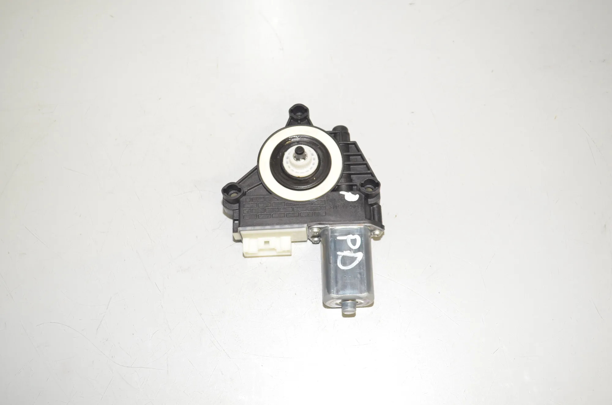 Front Right Door Window Control Motor – OEM 5A02D62 · BMW 1 (F40) (2019 - -) (F40)118i 2020