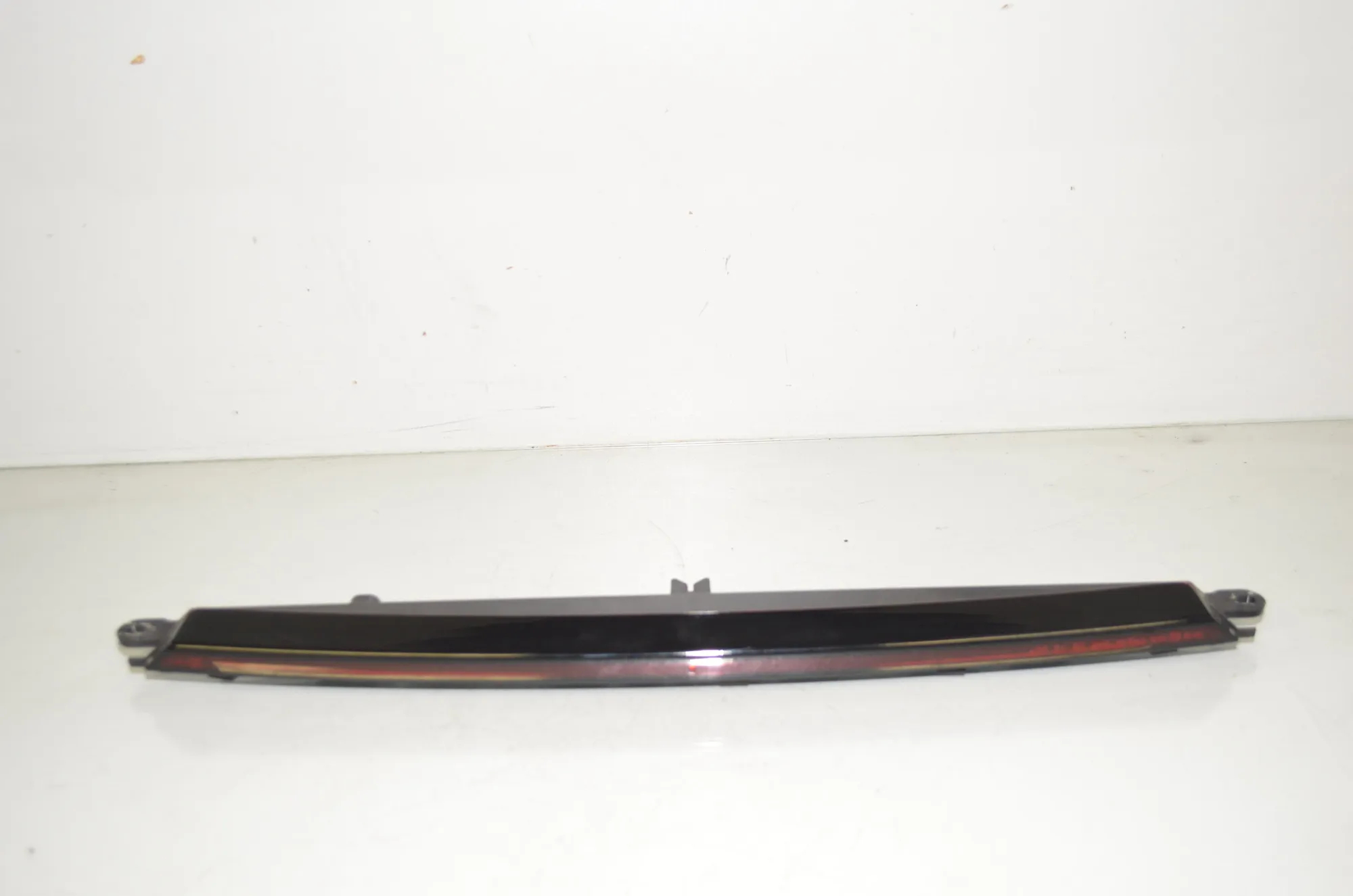 Rear Third Brake Stop Light – OEM 7450659 · BMW 1 (F40) (2019 - -) (F40)118i 2020 – 4