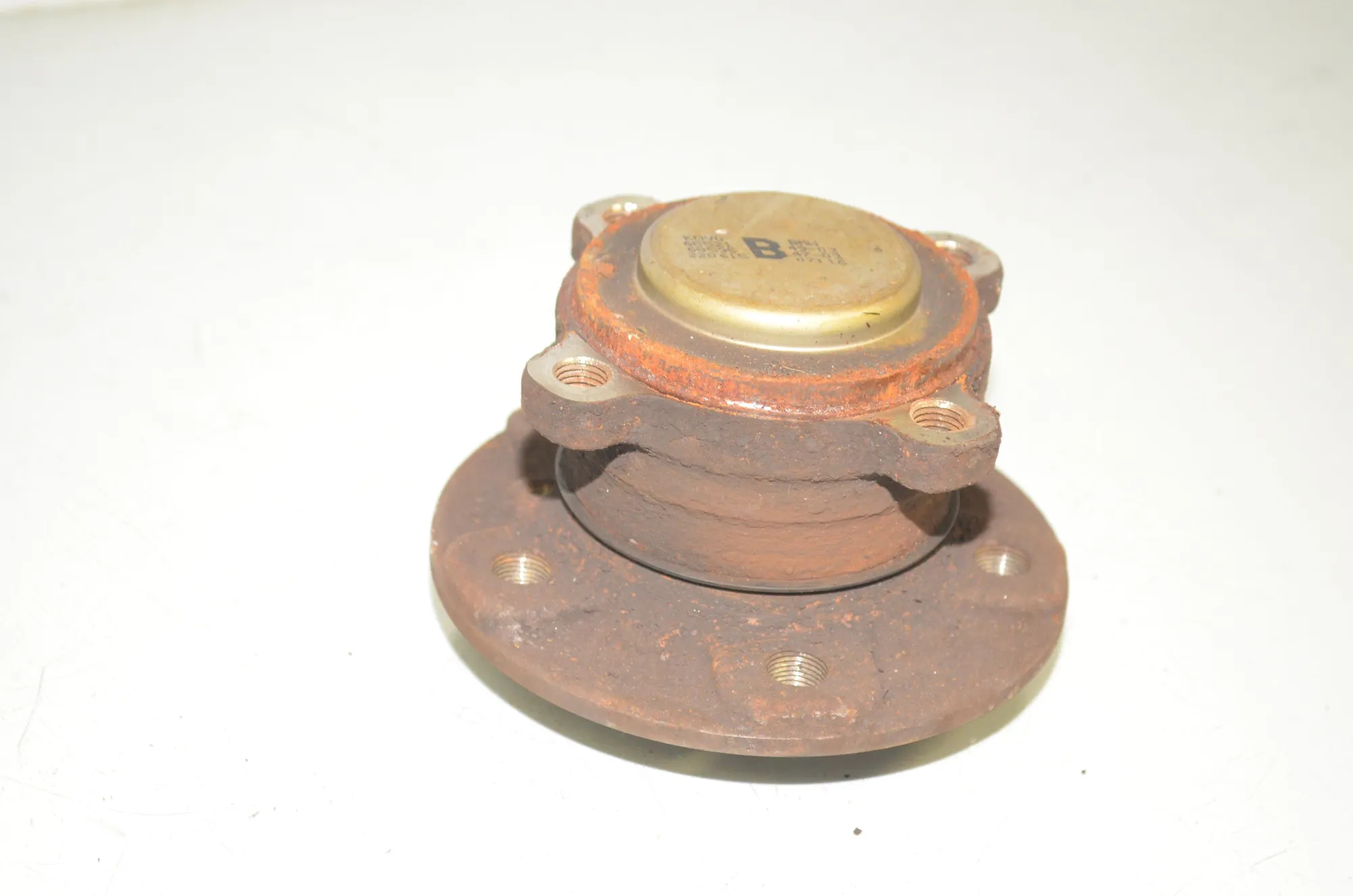 Rear Left Wheel Bearing – OEM 6858086 · BMW 2 Active Tourer (F45) 216 d 2015 – 4