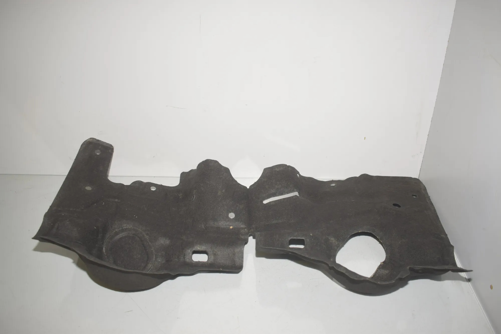 Sound Insulation – OEM 5A58900 · BMW X1 (U11) (2022 - -) BMW X1 (U11) sDrive 18 i 2024 – 3