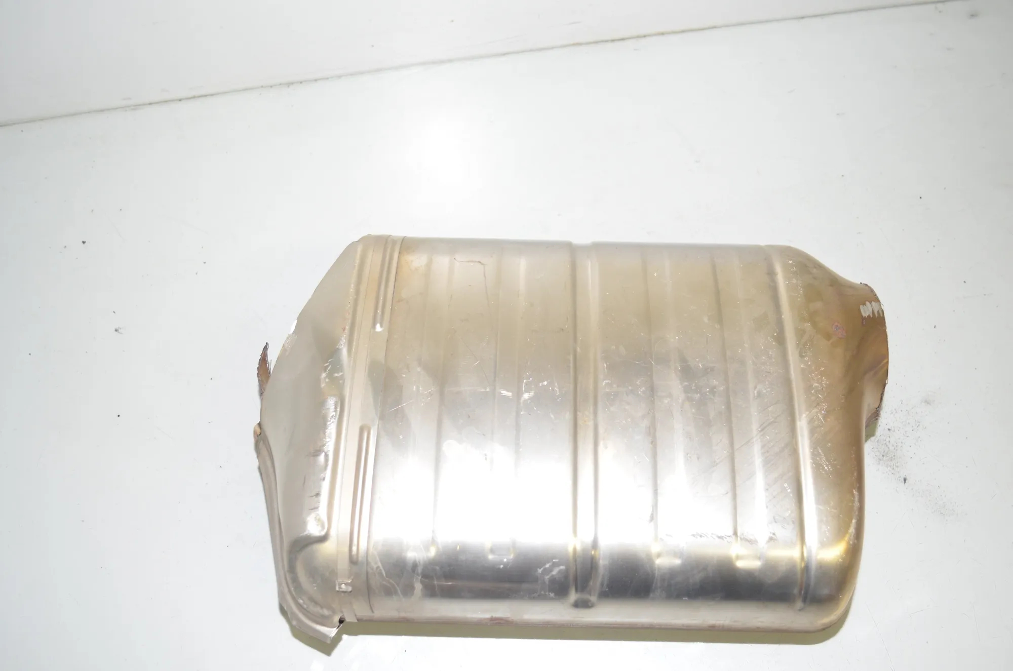 Muffler Exhaust Tank – OEM 82425056 · BMW 3 Touring (G21) (2019 - -) 318 d 2021 – 3