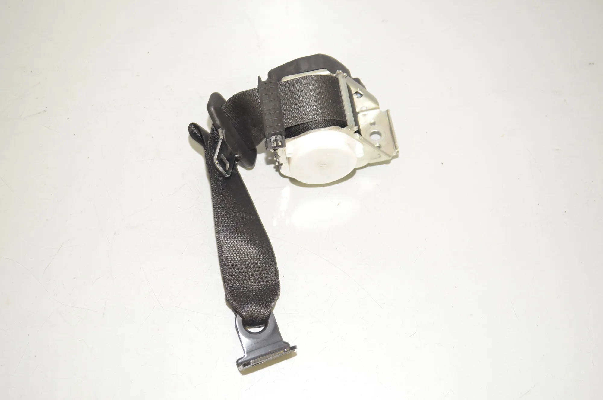 Rear Left Seatbelt – OEM 7313377 · BMW 2 Active Tourer (F45) 216 d 2015 – 2