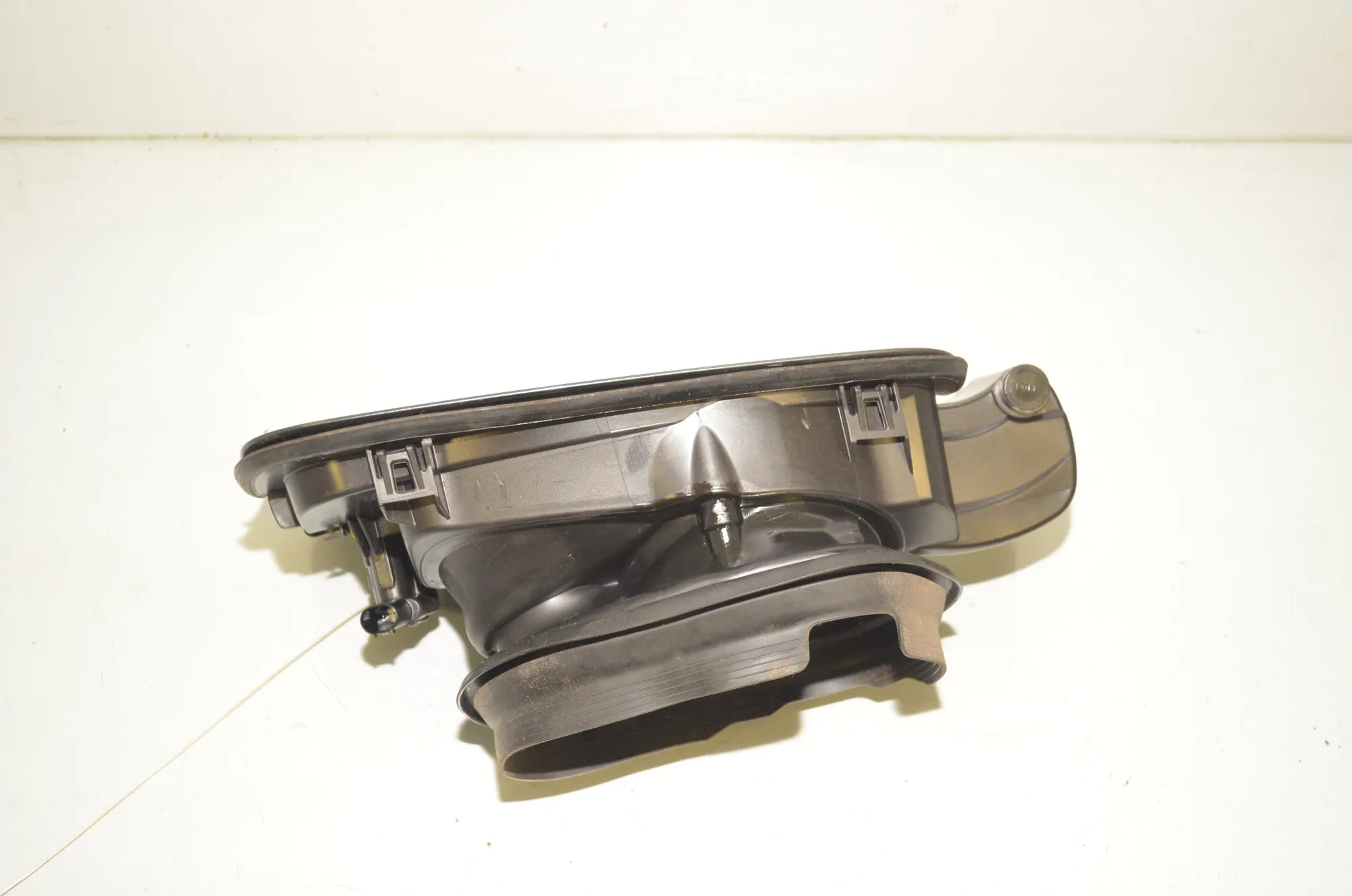 Fuel Tank Flap Cap – OEM 7302255 · BMW 2 Active Tourer (F45) 216 d 2015 – 2