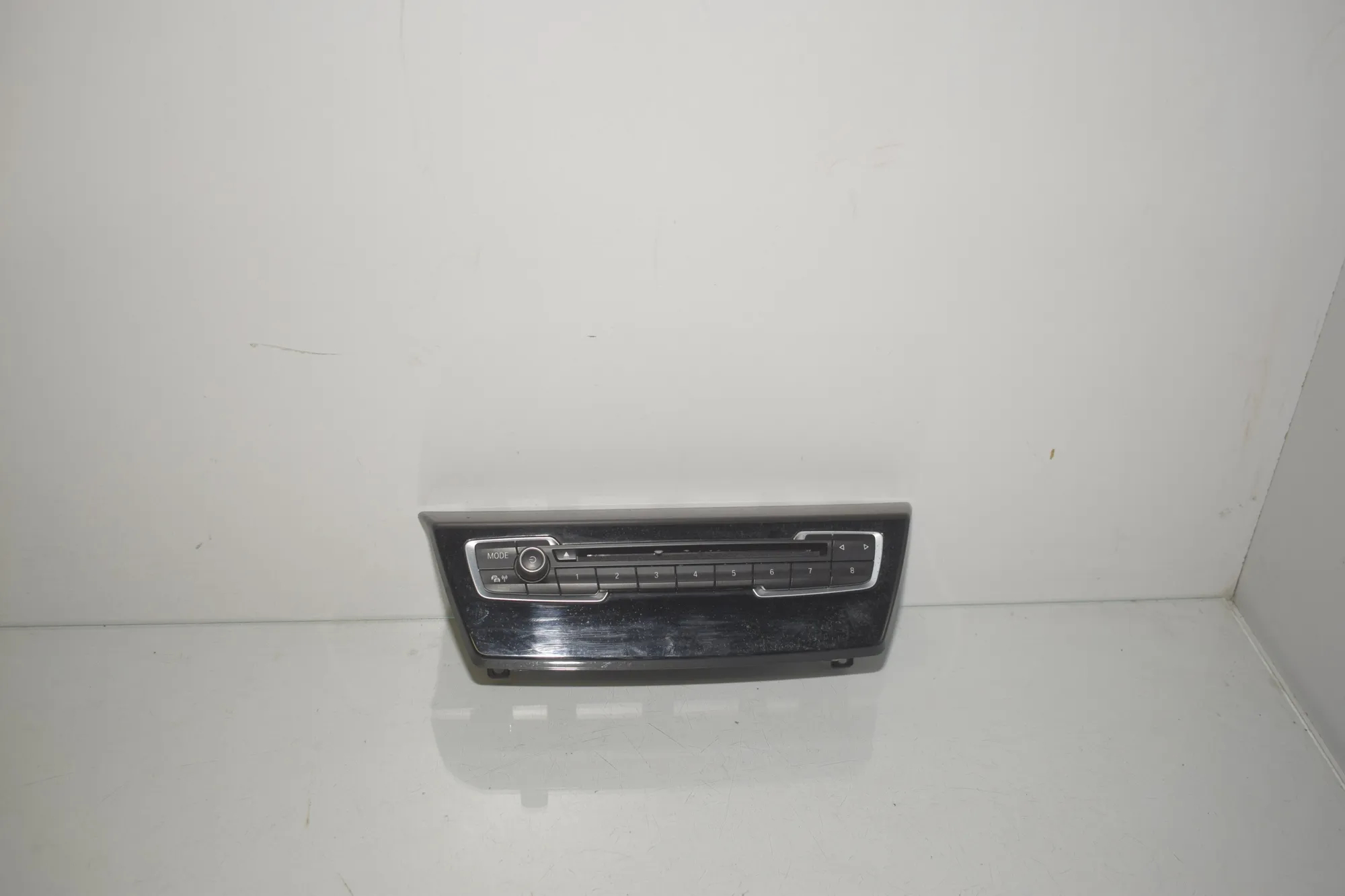 Music Player Buttons – OEM 9371455 · BMW 2 Active Tourer (F45) 216 d 2015 – 2