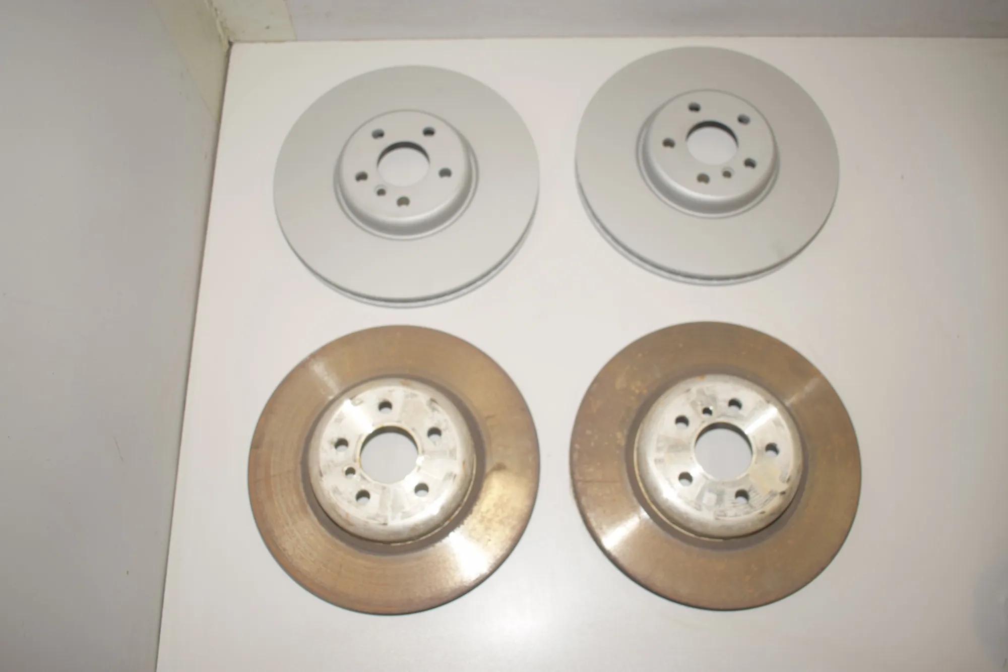Brake Calipers And Disc Kit – OEM 34108858705 · BMW iX (I20) (2021 - -) xDrive 40 2021 – 13