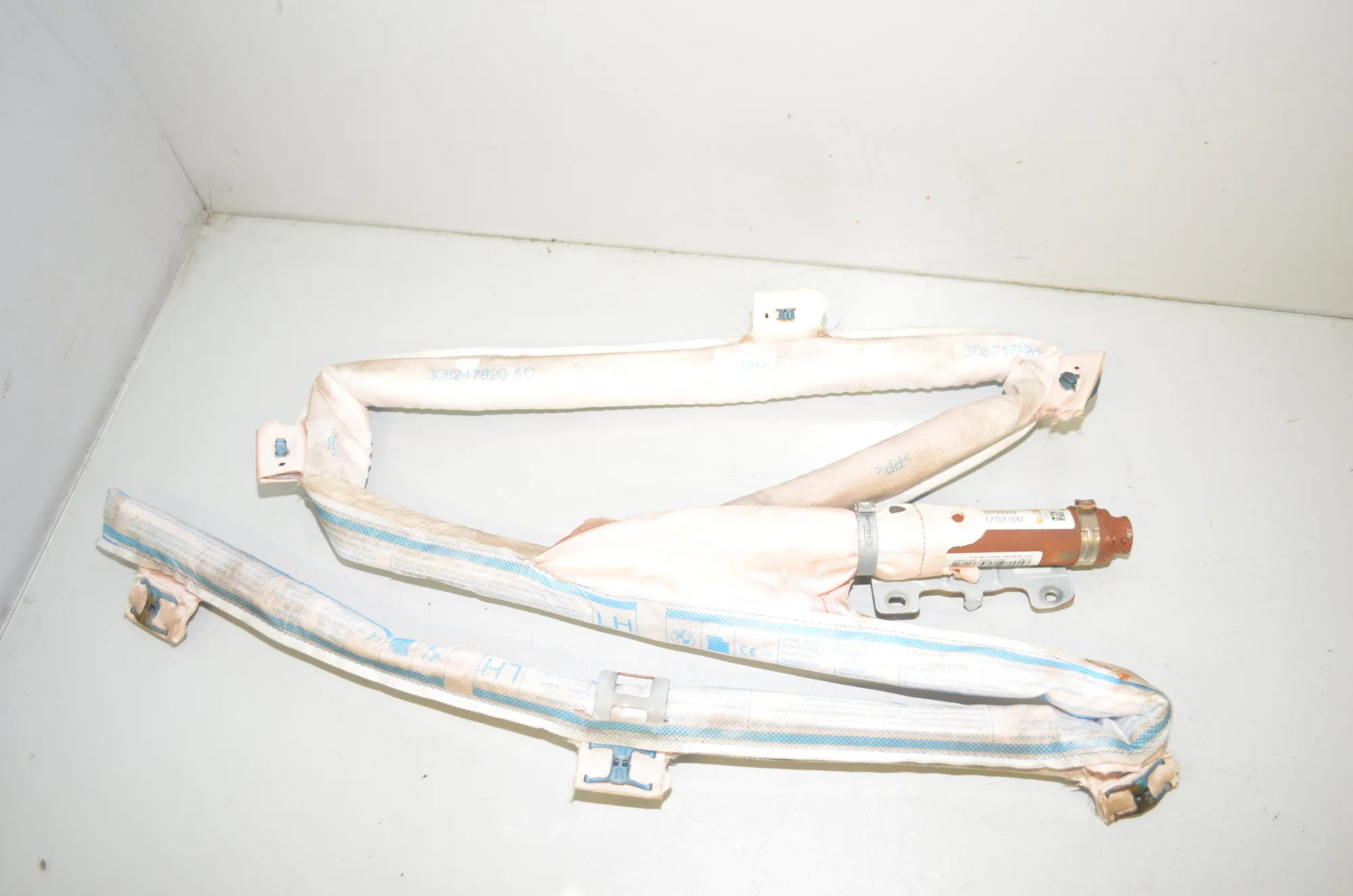 Left Side Roof Safety Curtain SRS – OEM 7301295 · BMW 2 Active Tourer (F45) 216 d 2015
