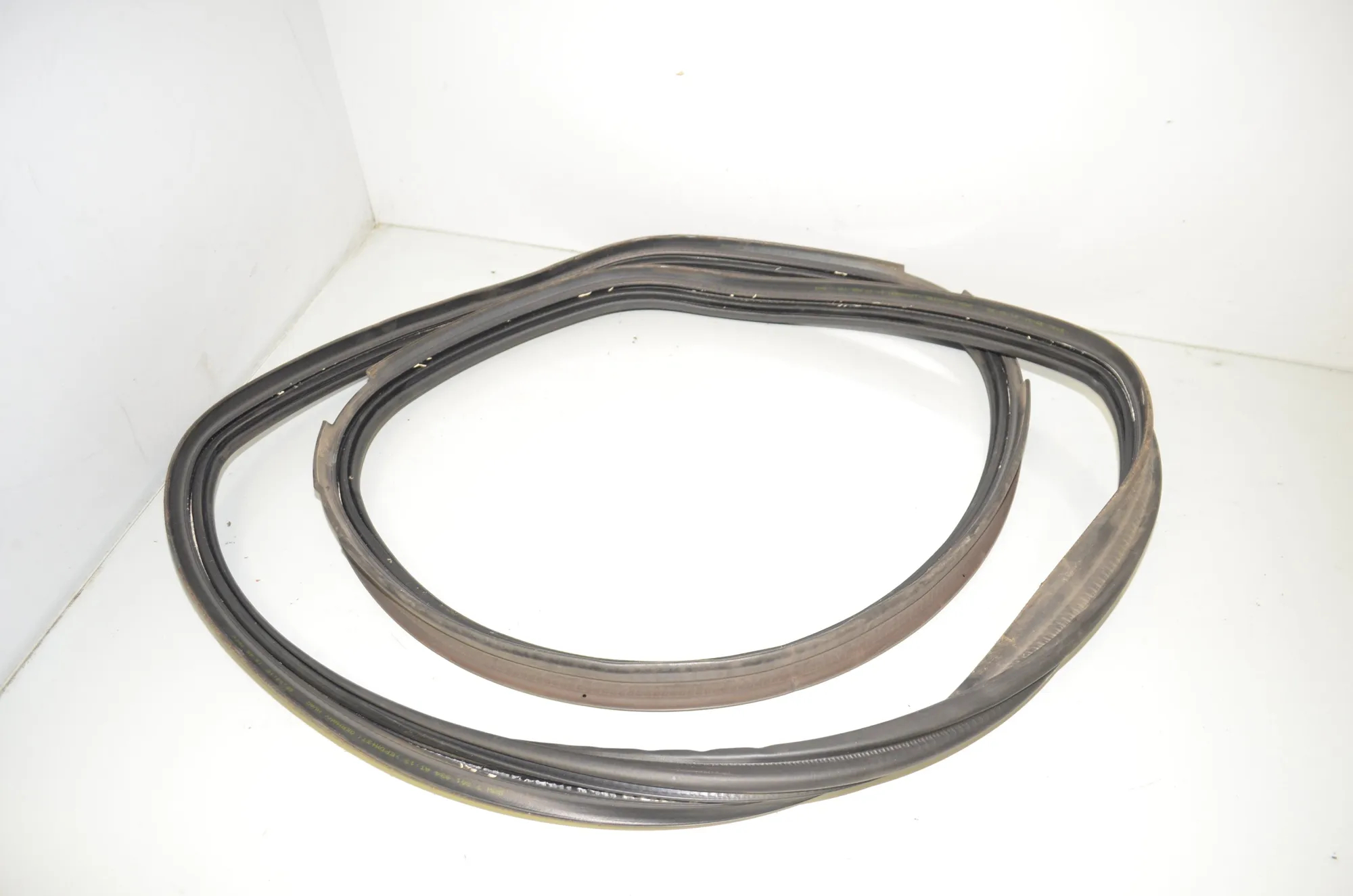 Tailgate Rubber Seal – OEM 7301934 · BMW 2 Active Tourer (F45) 216 d 2015 – 3