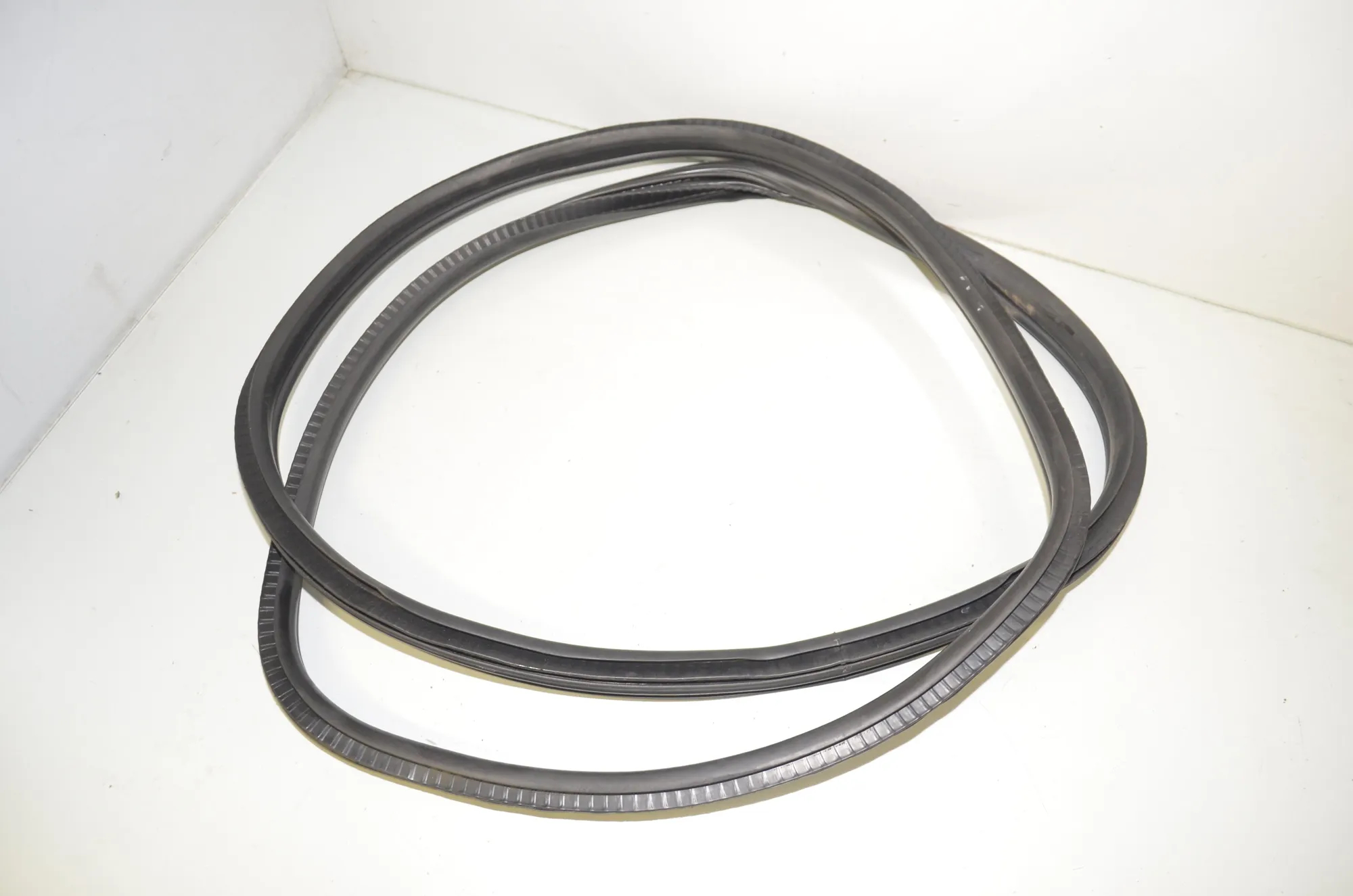Rear Left Door Seal Rubber – OEM 7420050 · BMW 2 Active Tourer (F45) 216 d 2015 – 4