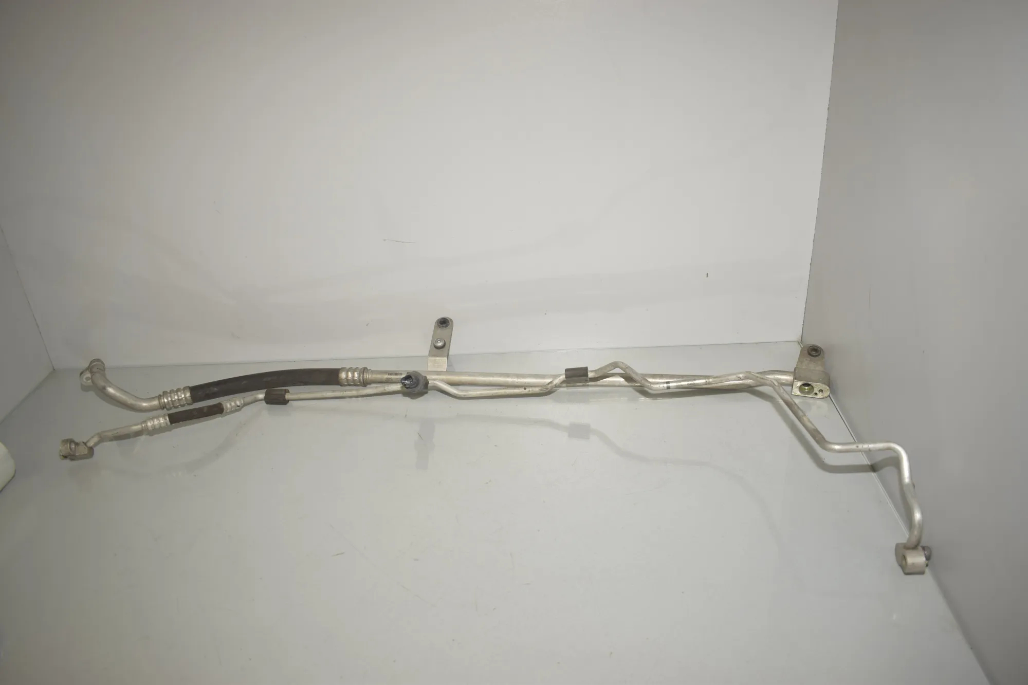 A/C Air Con Hose Pipe – OEM 9120003 · BMW 5 Touring (F11) 530 d xDrive 2013 – 3