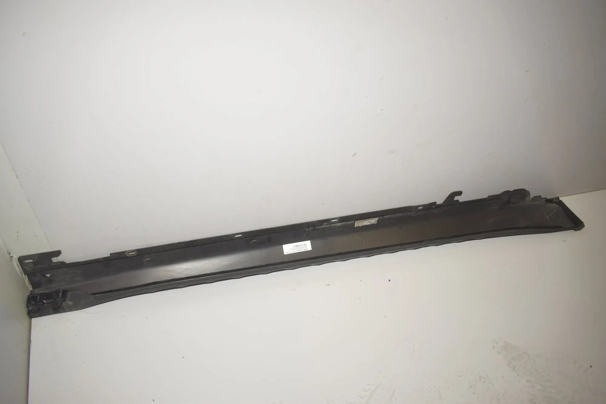 Left Side Sideskirt – OEM 5A329F5 · BMW X2 (U10) BMW X2 (U10) xDrive 20 2024 – 3