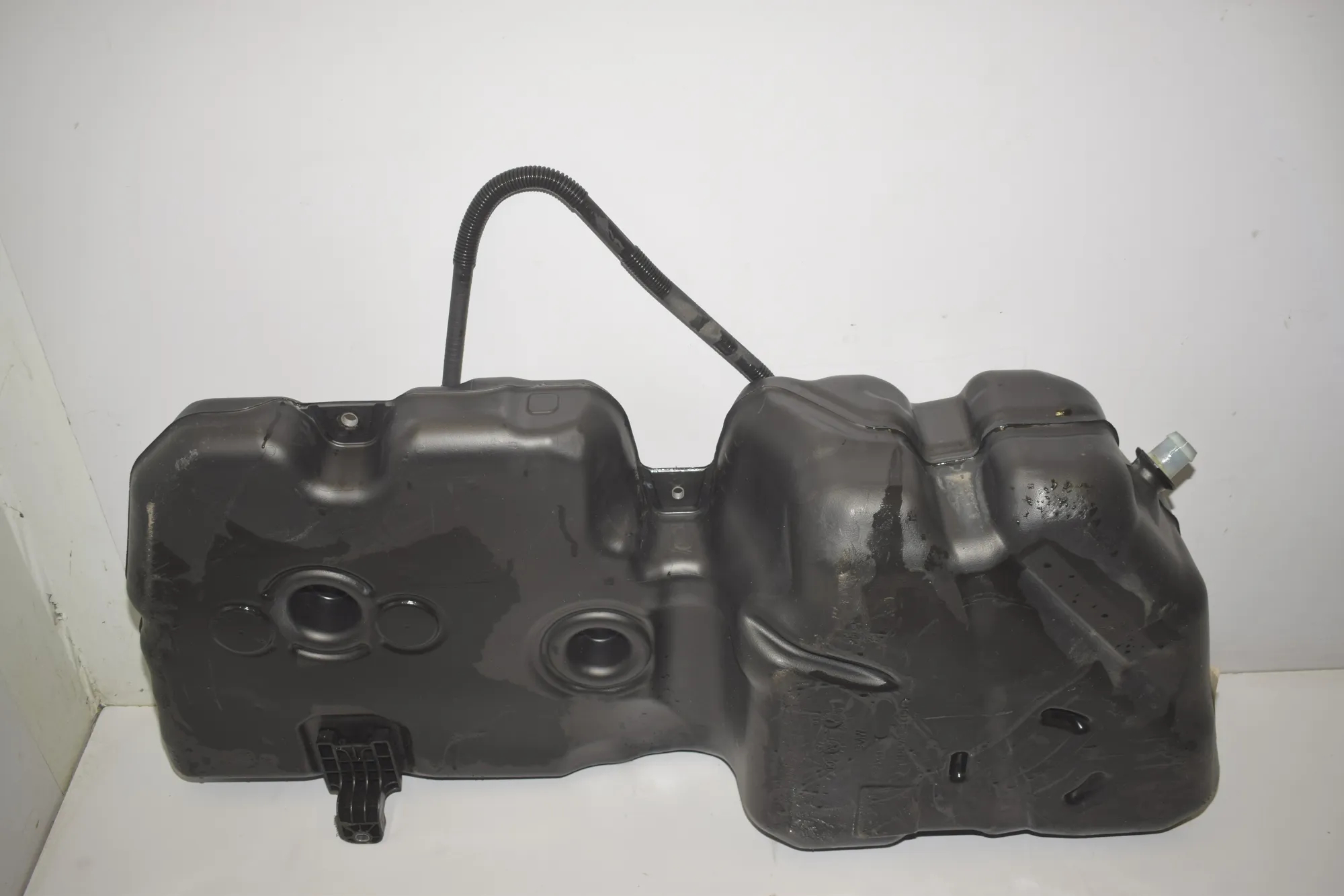 Fuel Tank – OEM 7453428 · BMW 2 Active Tourer (F45) 216 d 2015 – 2