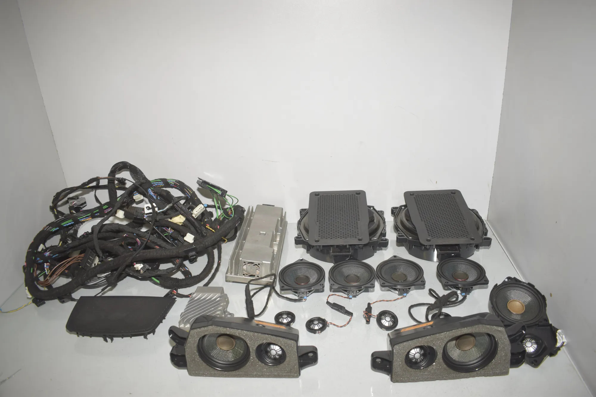 Sound Audio System Set – OEM 9283736 · BMW X6 (E71, E72) M 50 d 2014 – 2