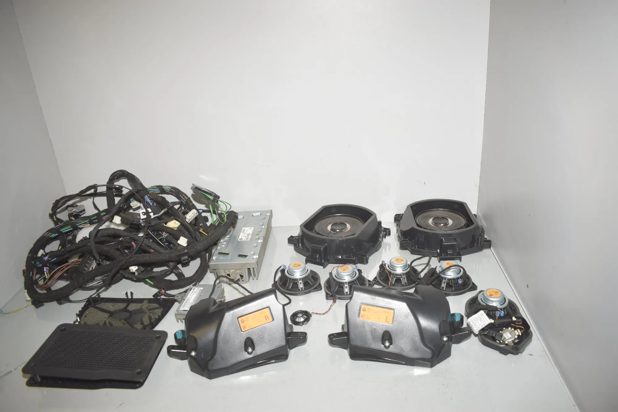 Sound Audio System Set – OEM 9283736 · BMW X6 (E71, E72) M 50 d 2014 – 7