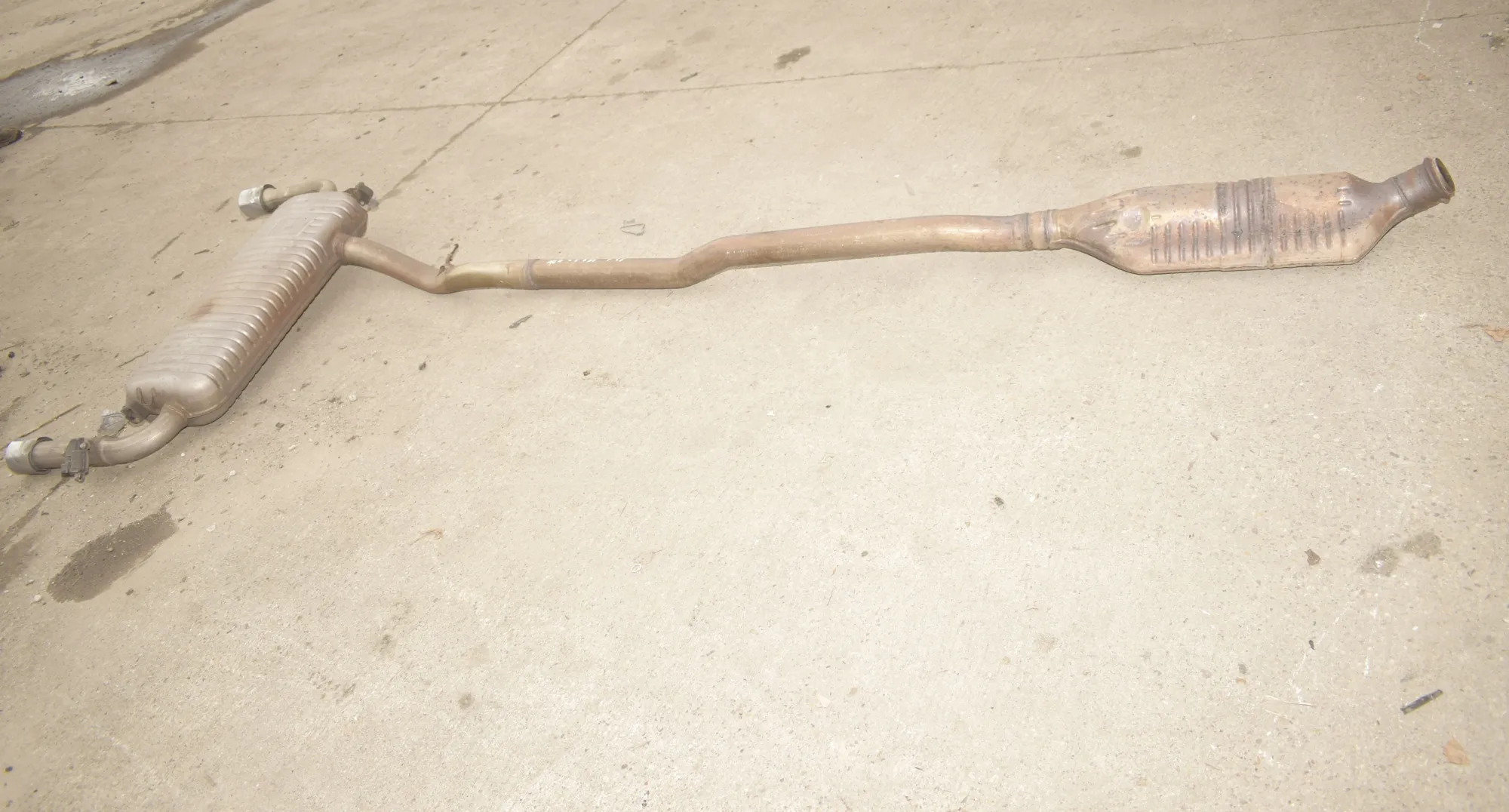 Exhaust – OEM 8619483 · BMW X1 (F48) xDrive 25 i 2020 – 3