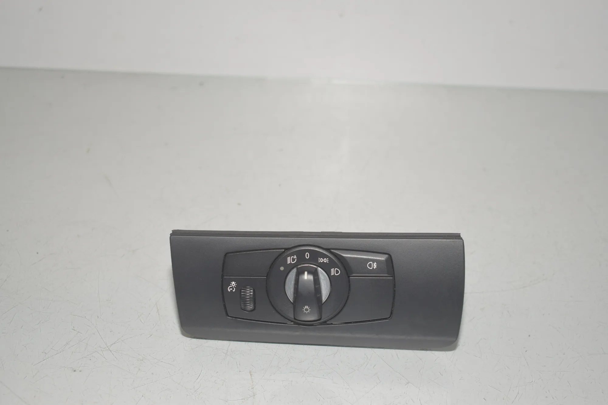 Headlight Switch Control Unit – OEM 9135582 · BMW X6 (E71, E72) M 50 d 2014