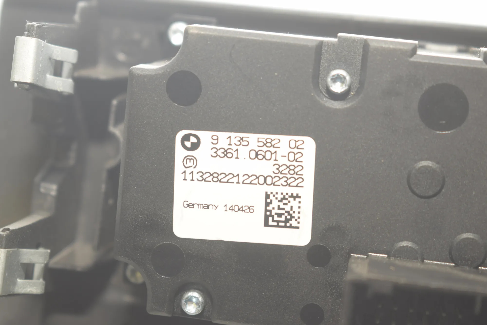 Headlight Switch Control Unit – OEM 9135582 · BMW X6 (E71, E72) M 50 d 2014 – 6